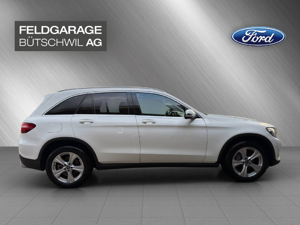 MERCEDES-BENZ GLC 220 d Exclusive 4matic-image-4