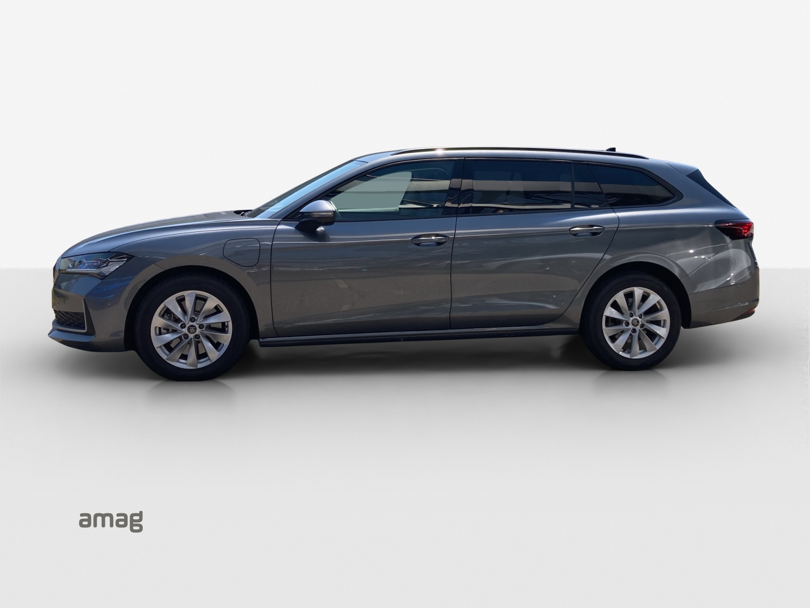 SKODA Superb Combi 1.5 TSI PHEV Selection DSG-image-1