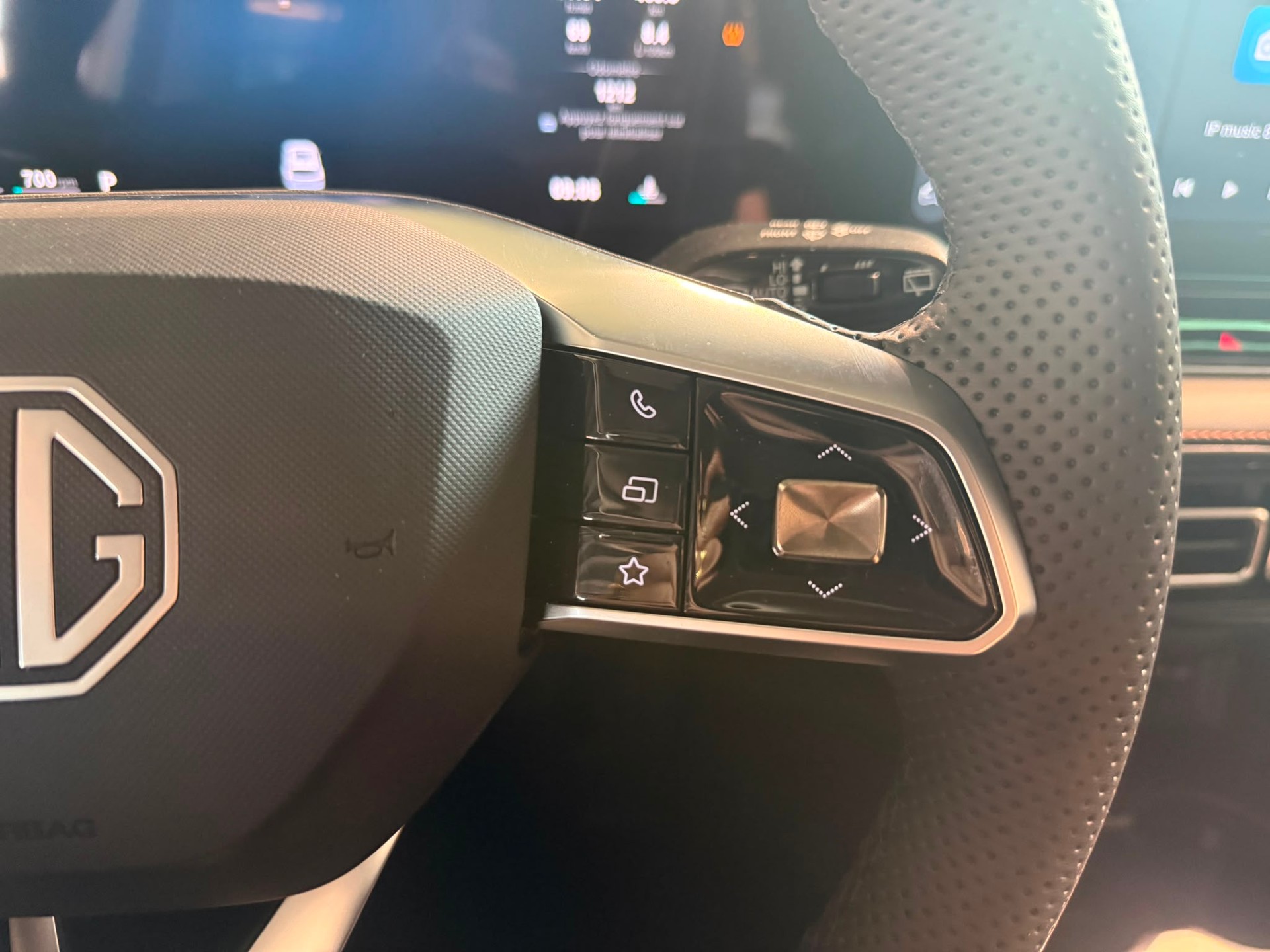 MG HS 1.5 T Comfort Automat-image-16