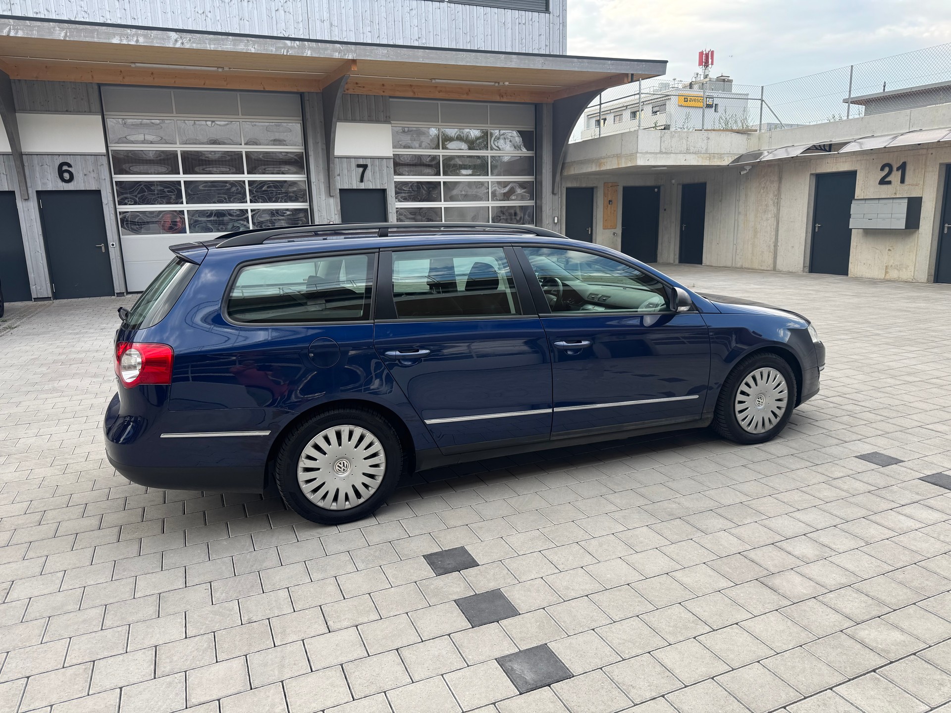 VW Passat Variant 2.0 TDI Comfortline-image-3