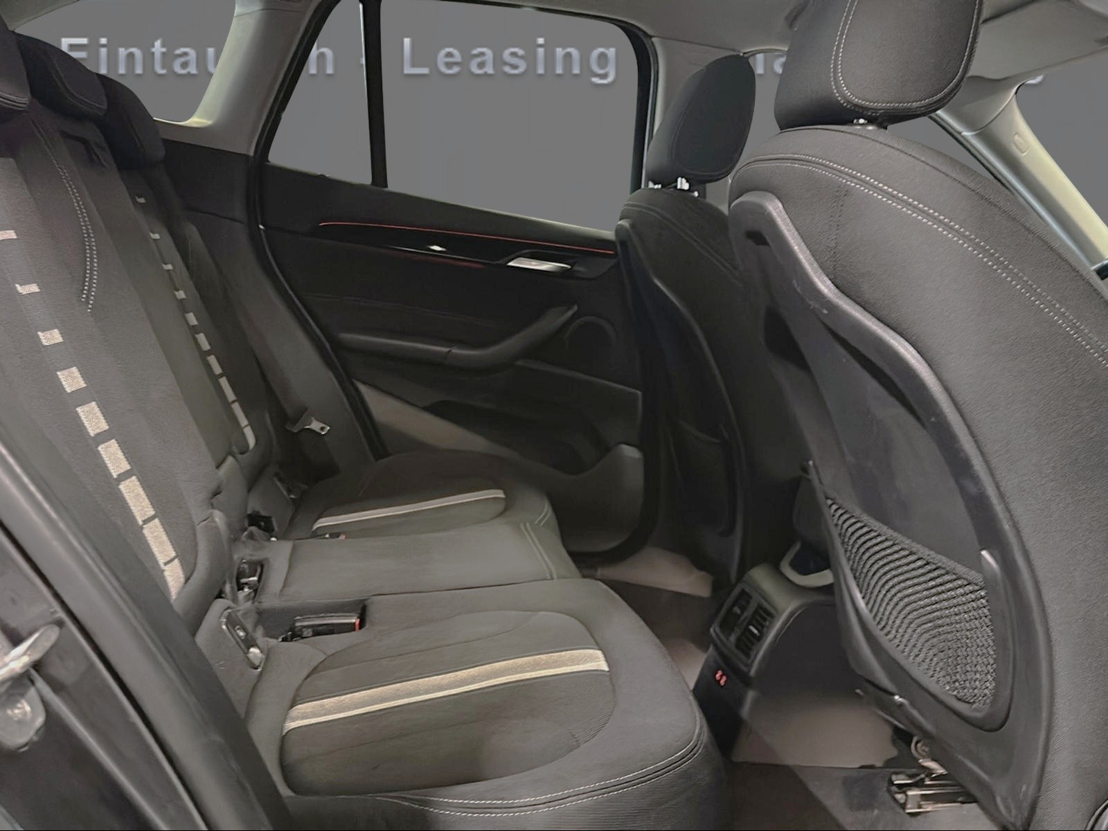 BMW X1 sDrive 18i Sport Line Steptronic DSK-image-11