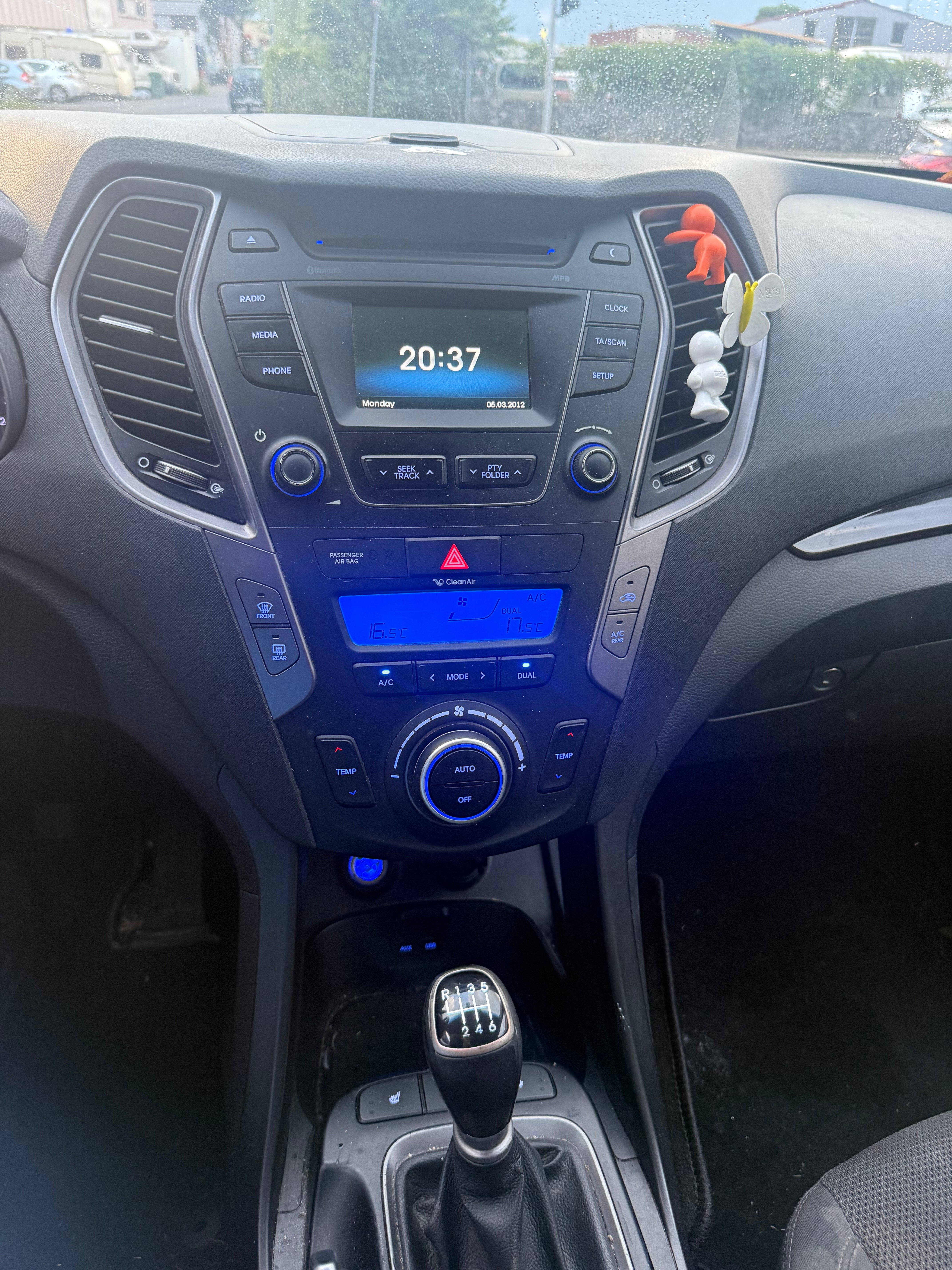 HYUNDAI Santa Fe 2.2 CRDI Style — slika 8