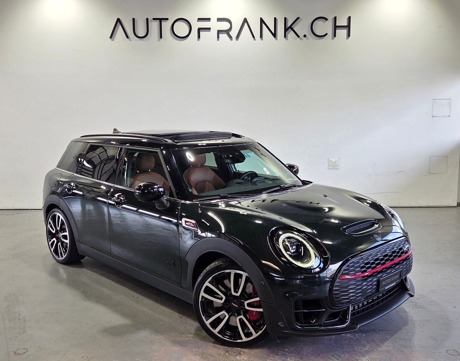 MINI Clubman F54 2.0i John Cooper Works ALL4-image-21