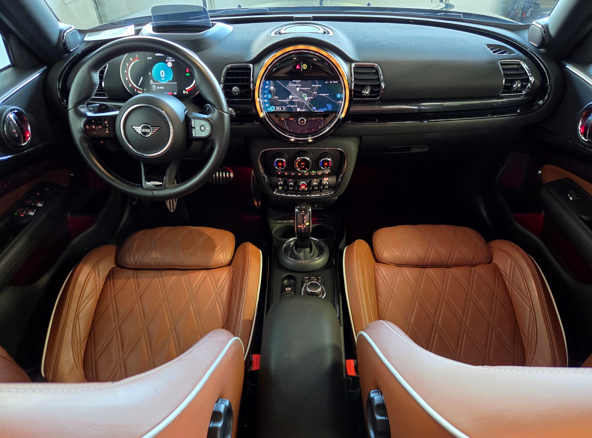 MINI Clubman F54 2.0i John Cooper Works ALL4-image-6