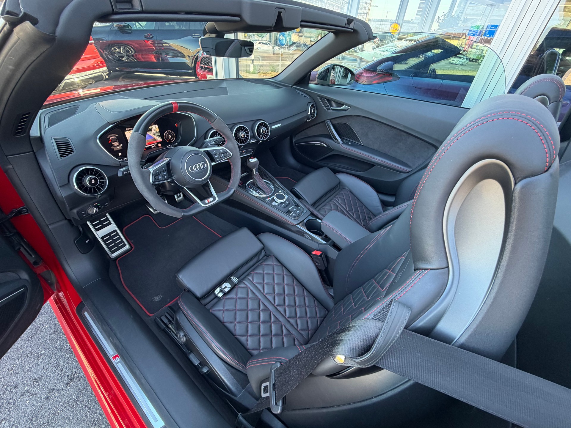 AUDI TT Roadster TTS S-tronic quattro *Competition - CH FAHRZEUG*-image-11
