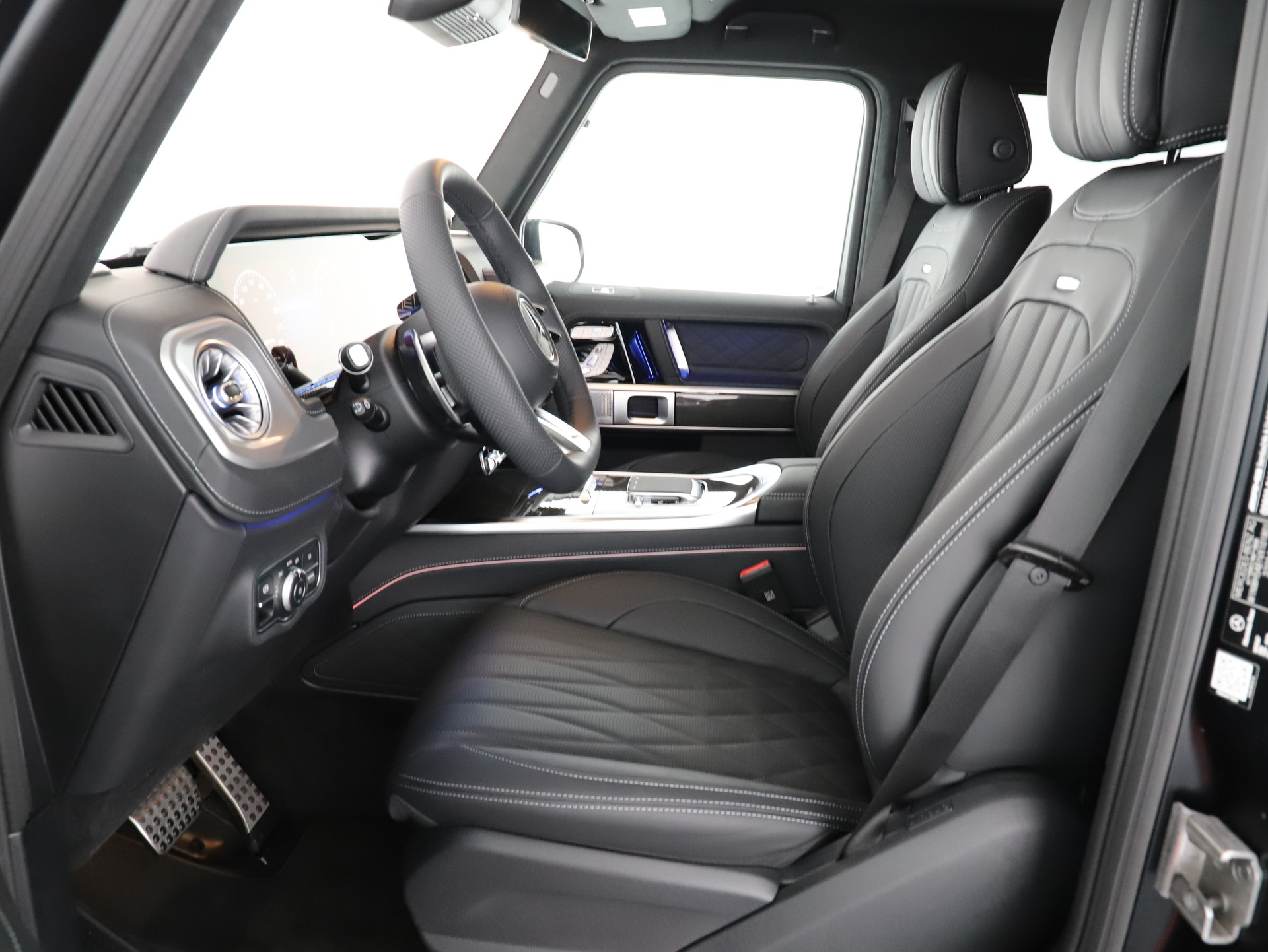 MERCEDES-BENZ G 63 AMG 9G-Tronic-image-10