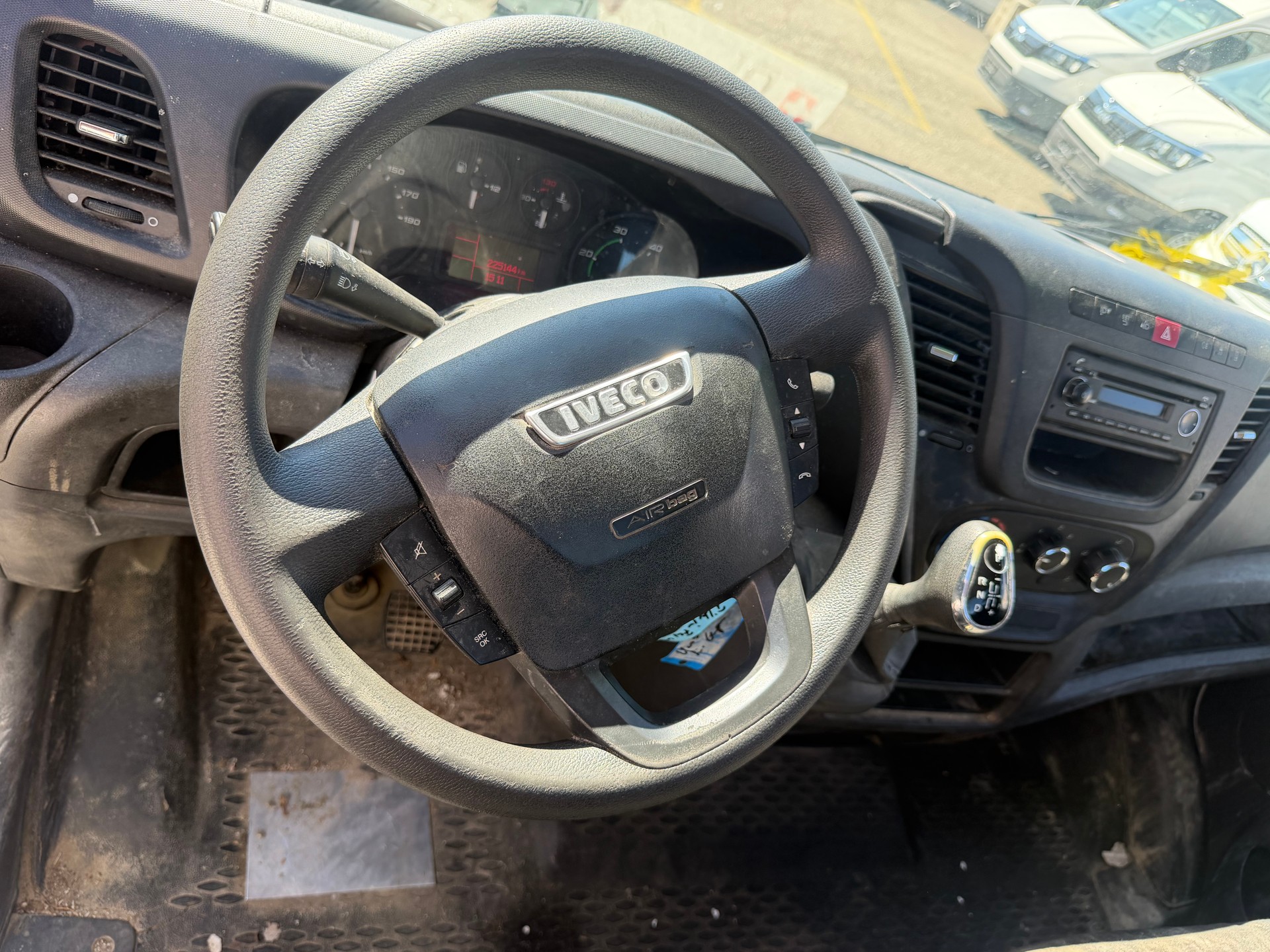 IVECO DAILY 35 S 13 A-image-10