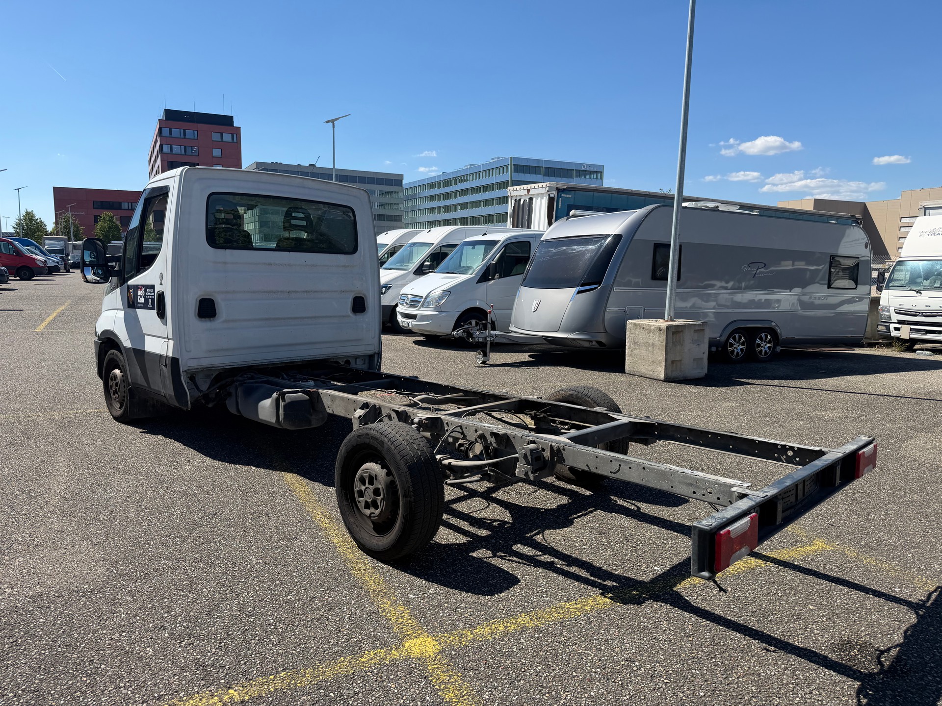 IVECO DAILY 35 S 13 A-image-2