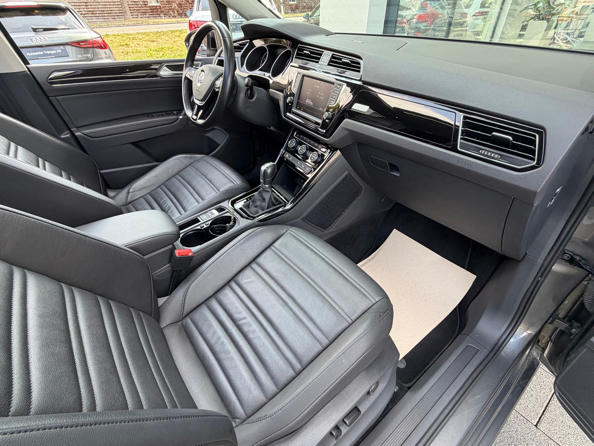 VW Touran 1.4 TSI BlueMotion Technology Highline DSG-image-14