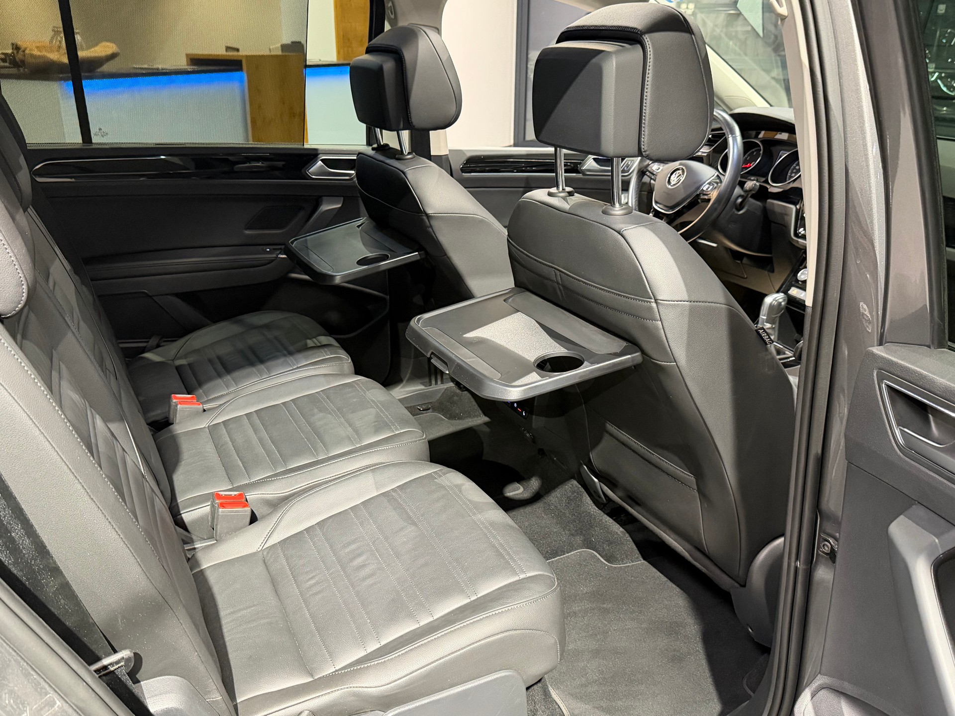 VW Touran 1.4 TSI BlueMotion Technology Highline DSG-image-10