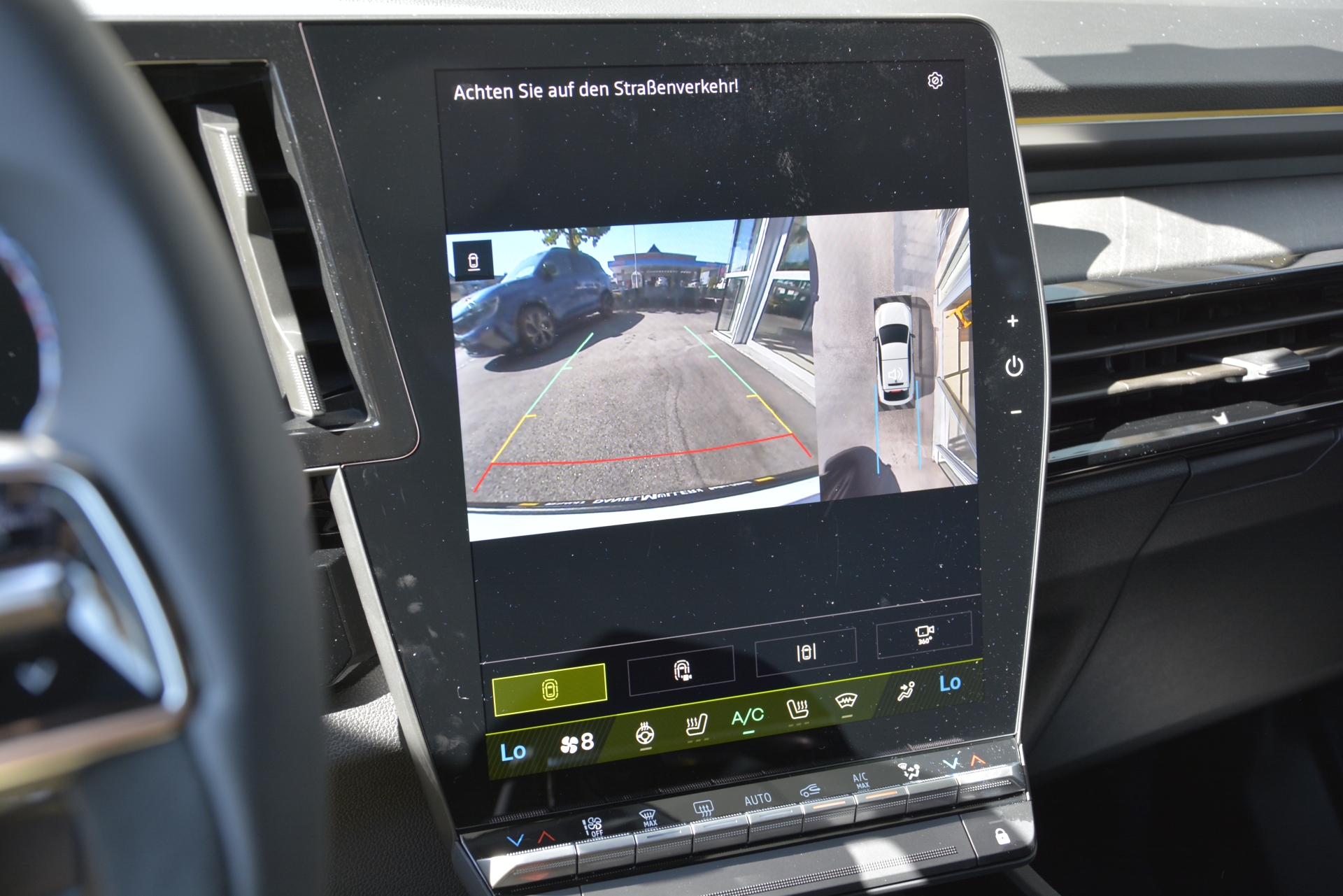 RENAULT RAFALE Atelier Alpine hyper hybrid E-Tech 4x4 300PS plug-in-image-9