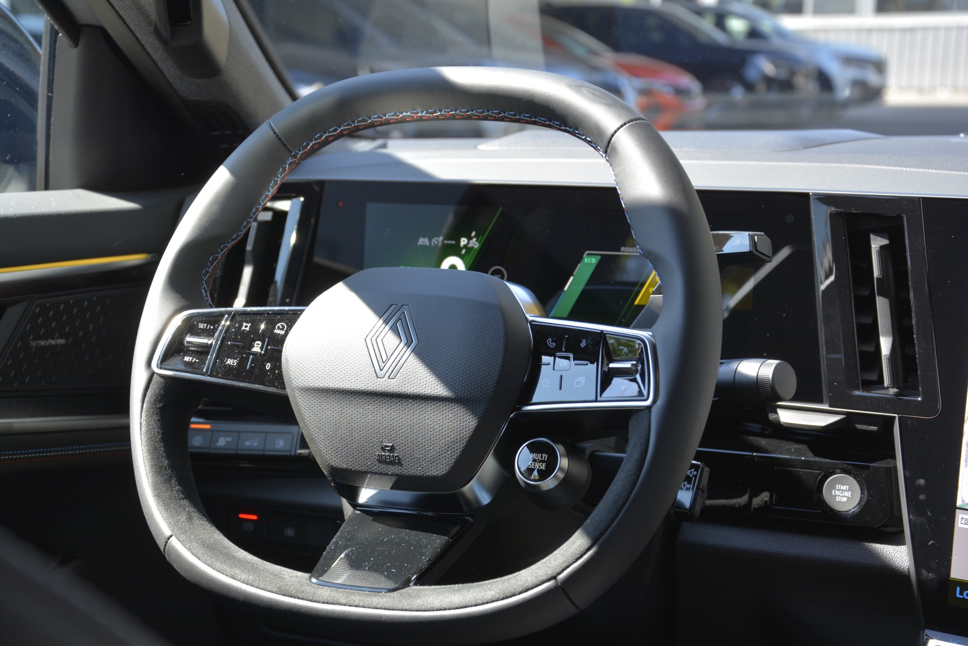 RENAULT RAFALE Atelier Alpine hyper hybrid E-Tech 4x4 300PS plug-in-image-6