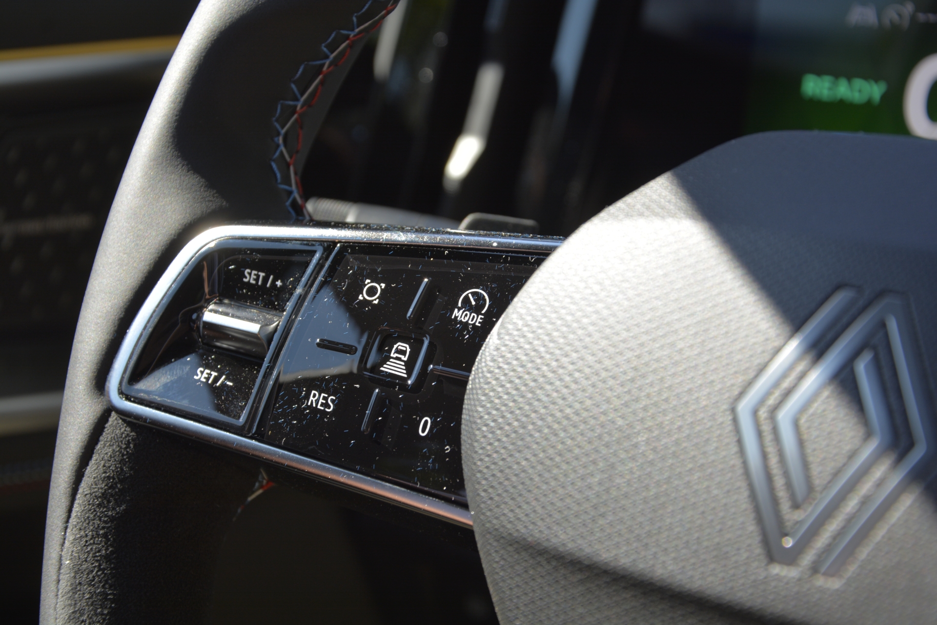 RENAULT RAFALE Atelier Alpine hyper hybrid E-Tech 4x4 300PS plug-in-image-11