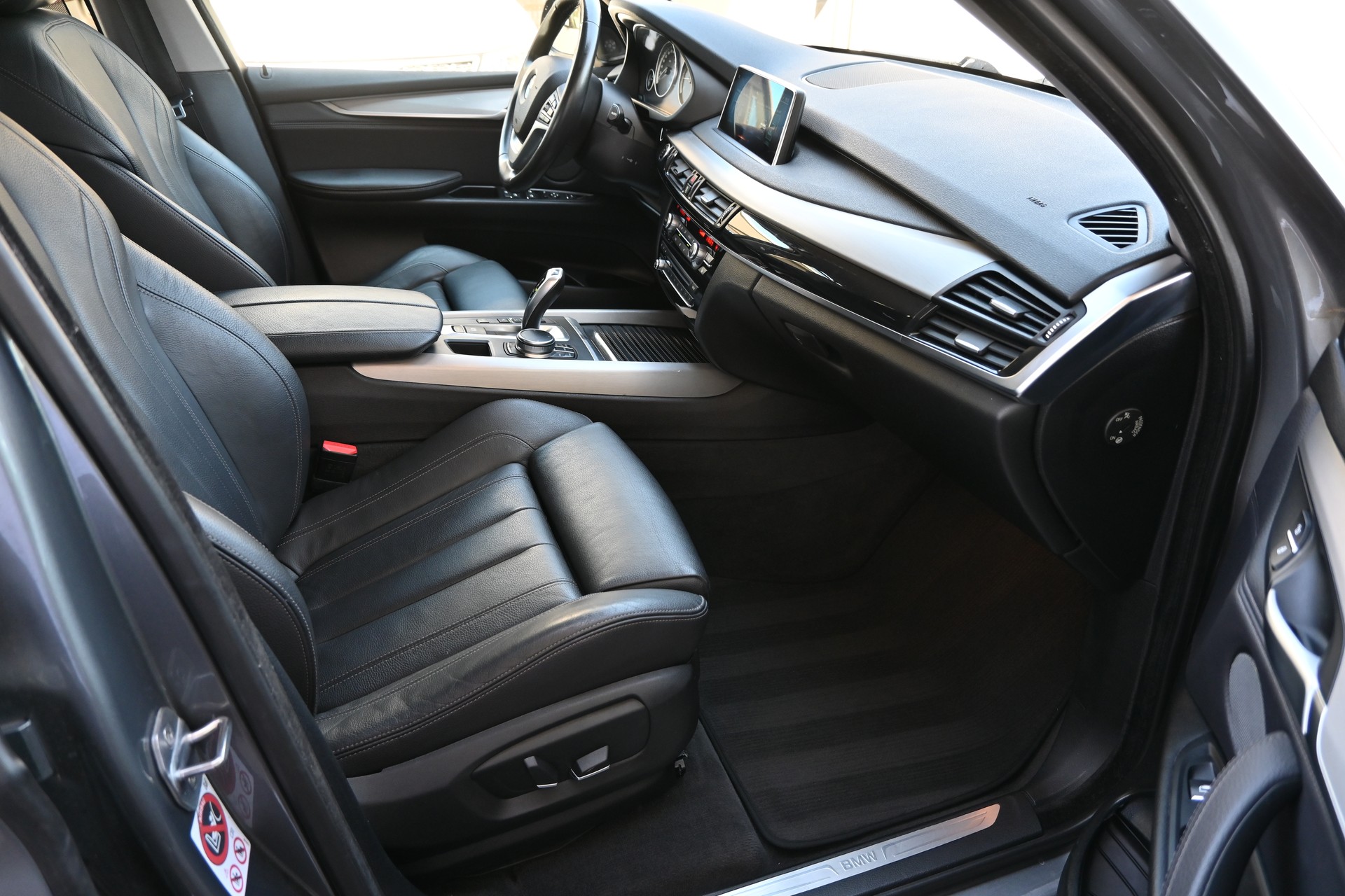 BMW X5 xDrive 40d Steptronic-image-11
