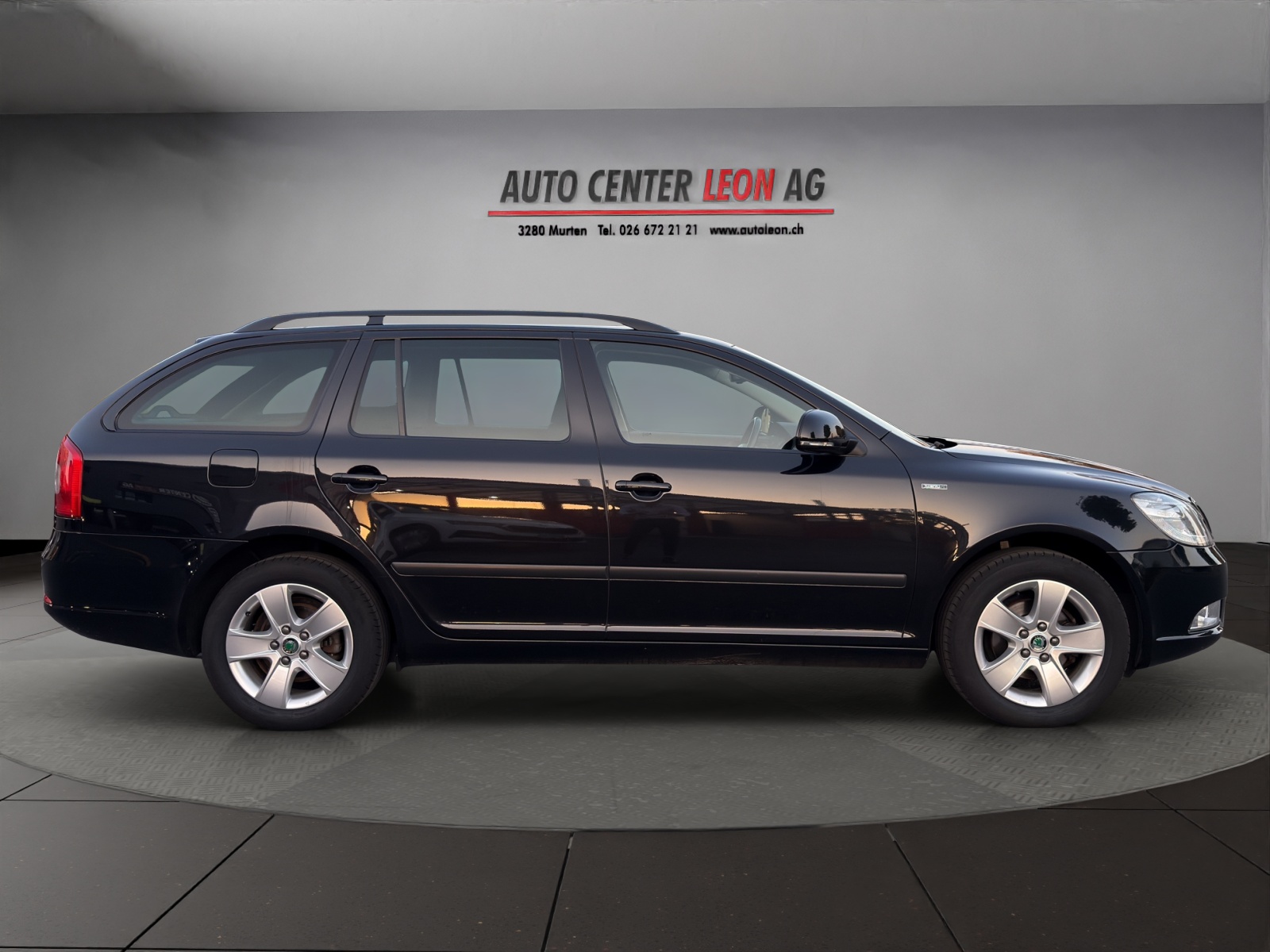 SKODA Octavia Combi 1.4 TSI Twenty20-image-6