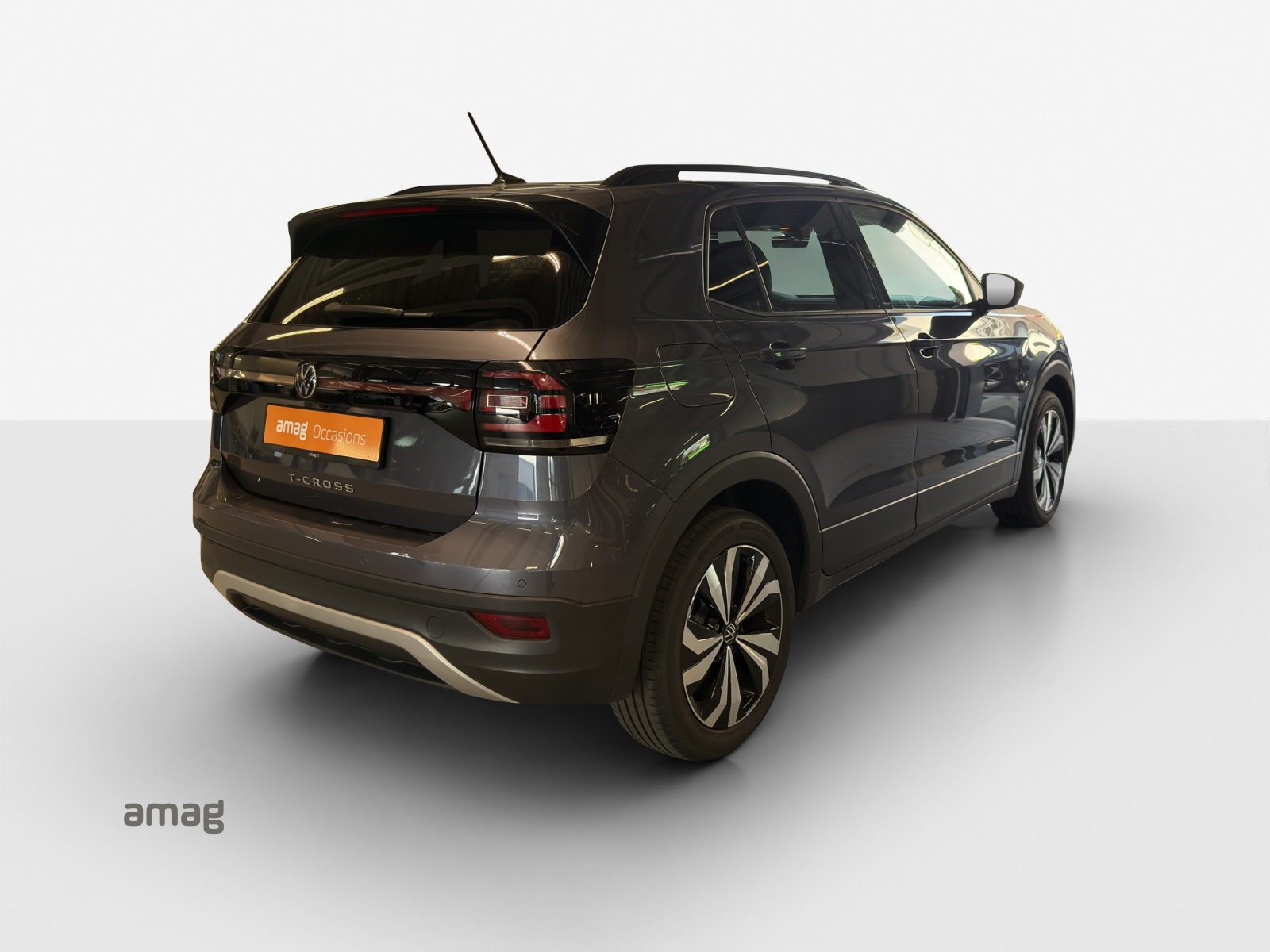 VW T-Cross 1.0 TSI Life Limited DSG-image-4