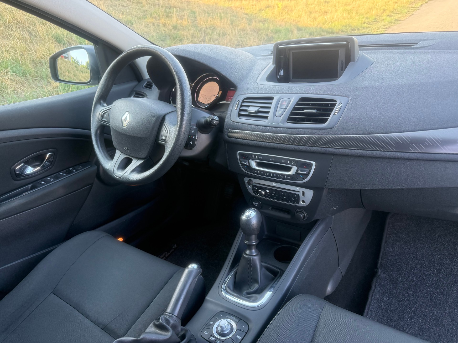 RENAULT Mégane 1.4 16V Turbo Dynamique-image-4