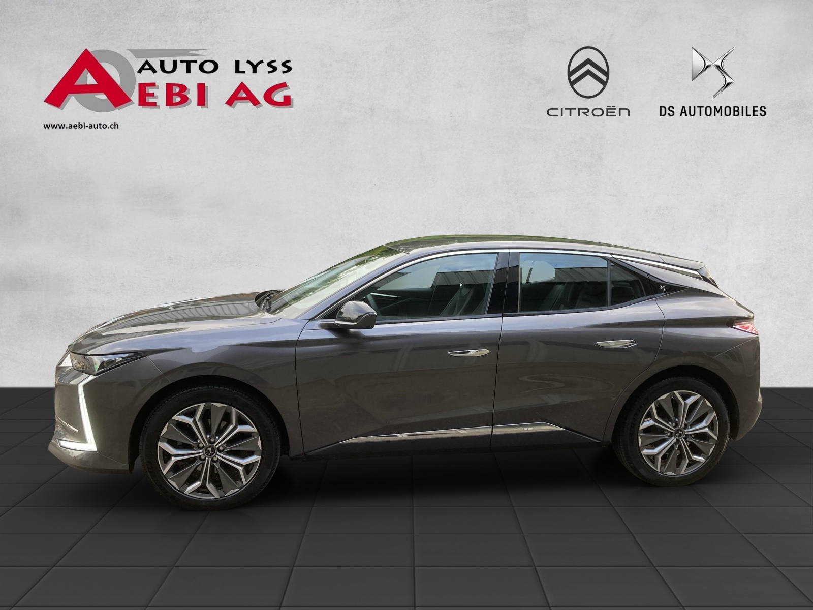 DS AUTOMOBILES DS 4 1.2 Pure Tech Trocadero EAT8-showroom-element-2