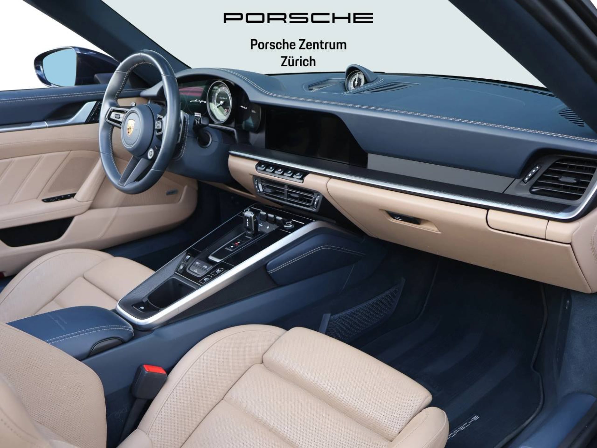 PORSCHE 911 Turbo S Cabriolet-image-13