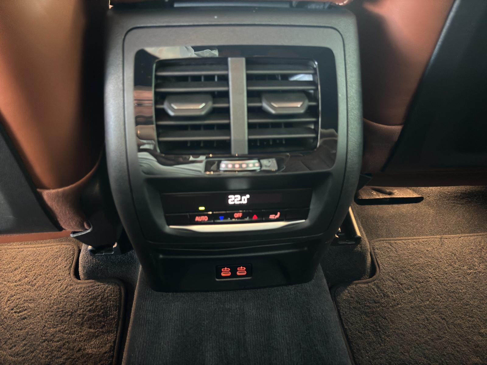 BMW X4 M40i-image-18