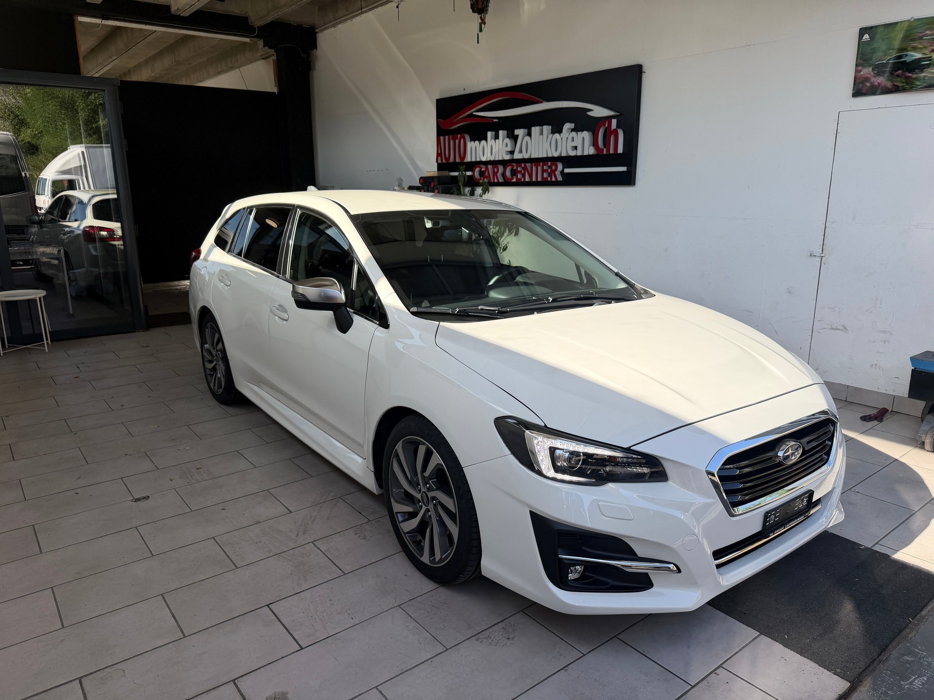 SUBARU Levorg 2.0i Advantage AWD Lineartronic