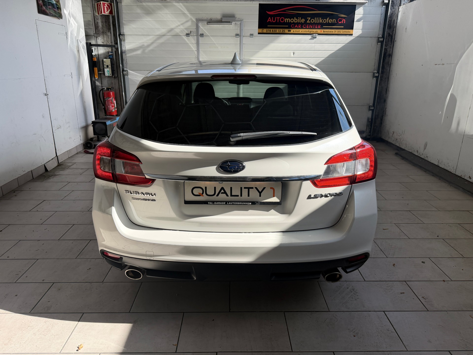 SUBARU Levorg 2.0i Advantage AWD Lineartronic-image-9