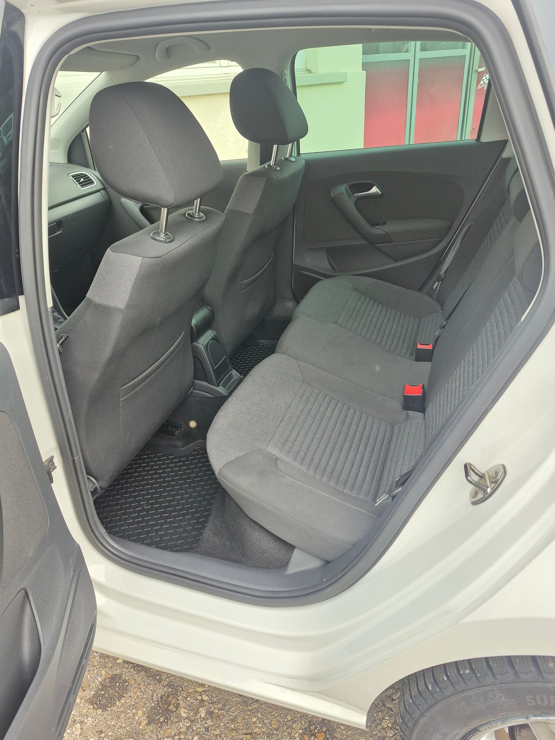VW Polo 1.2 TSI Team DSG-image-11