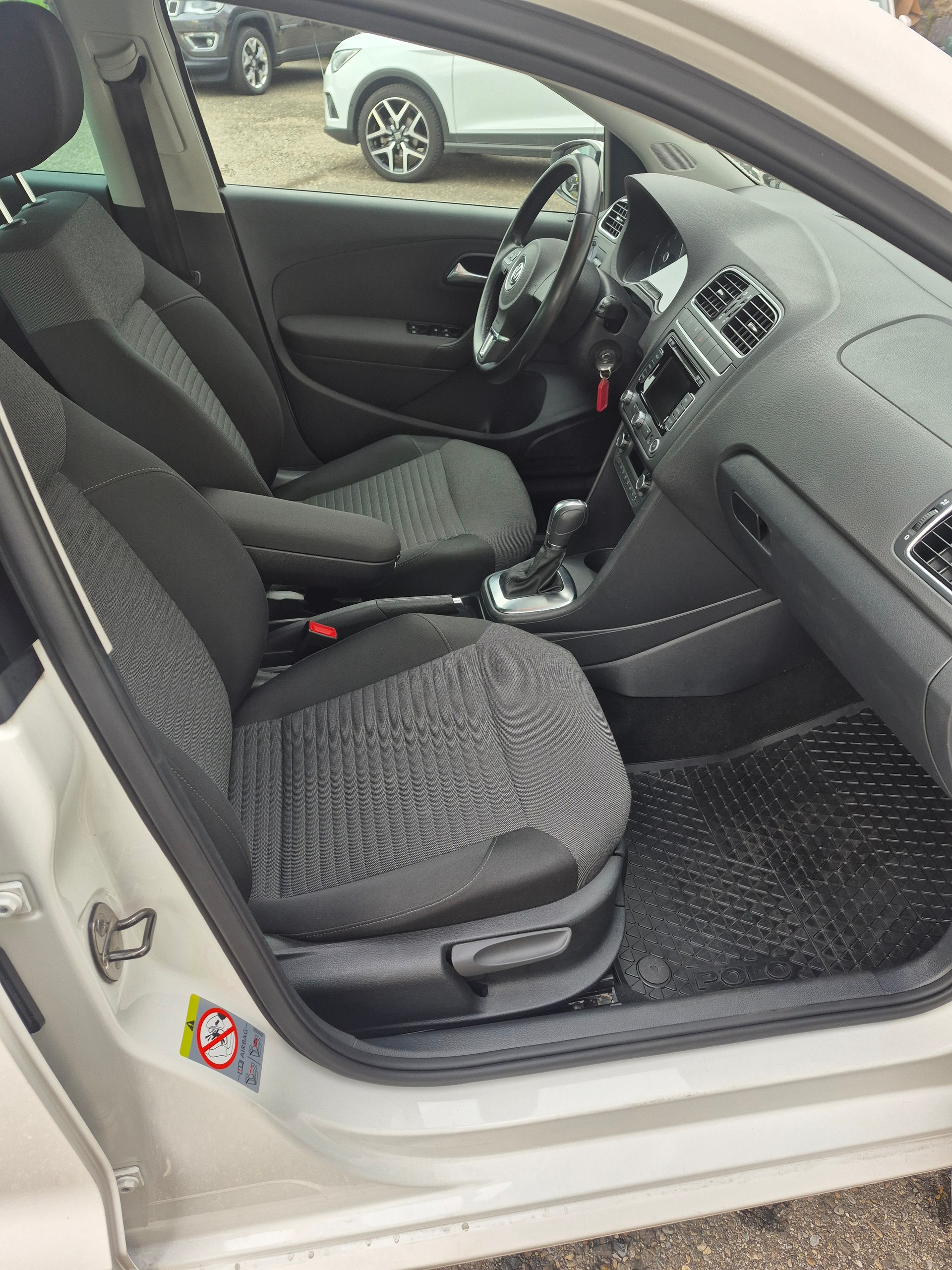 VW Polo 1.2 TSI Team DSG-image-12