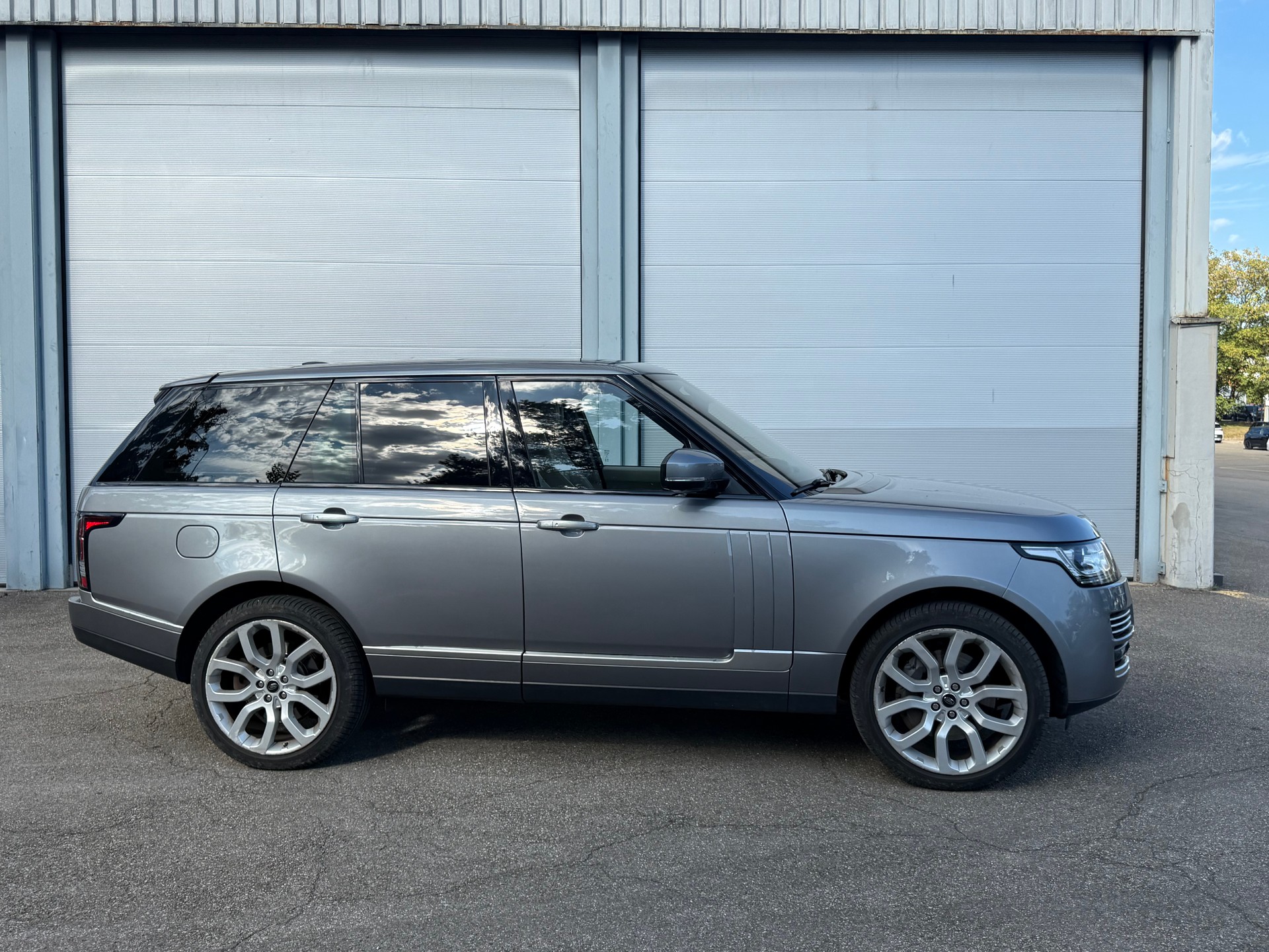 LAND ROVER Range Rover 4.4 TDV8 Autobiography Automatic-image-5