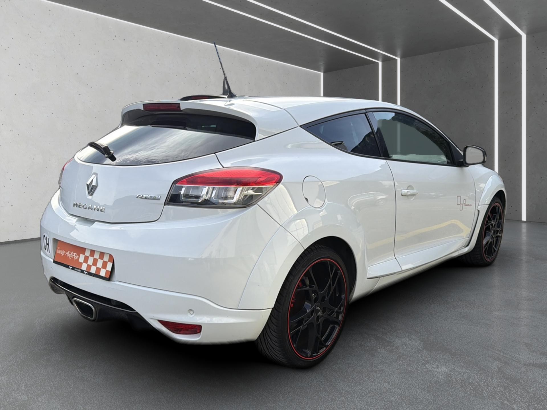 RENAULT Mégane Coupé 2.0 16V Turbo Trophy RS-image-7
