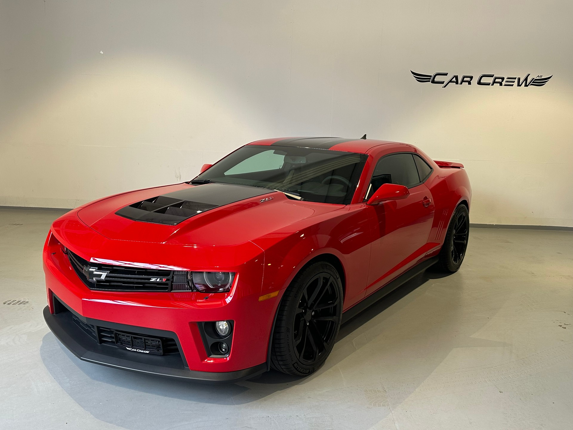 CHEVROLET Camaro ZL1-image-1