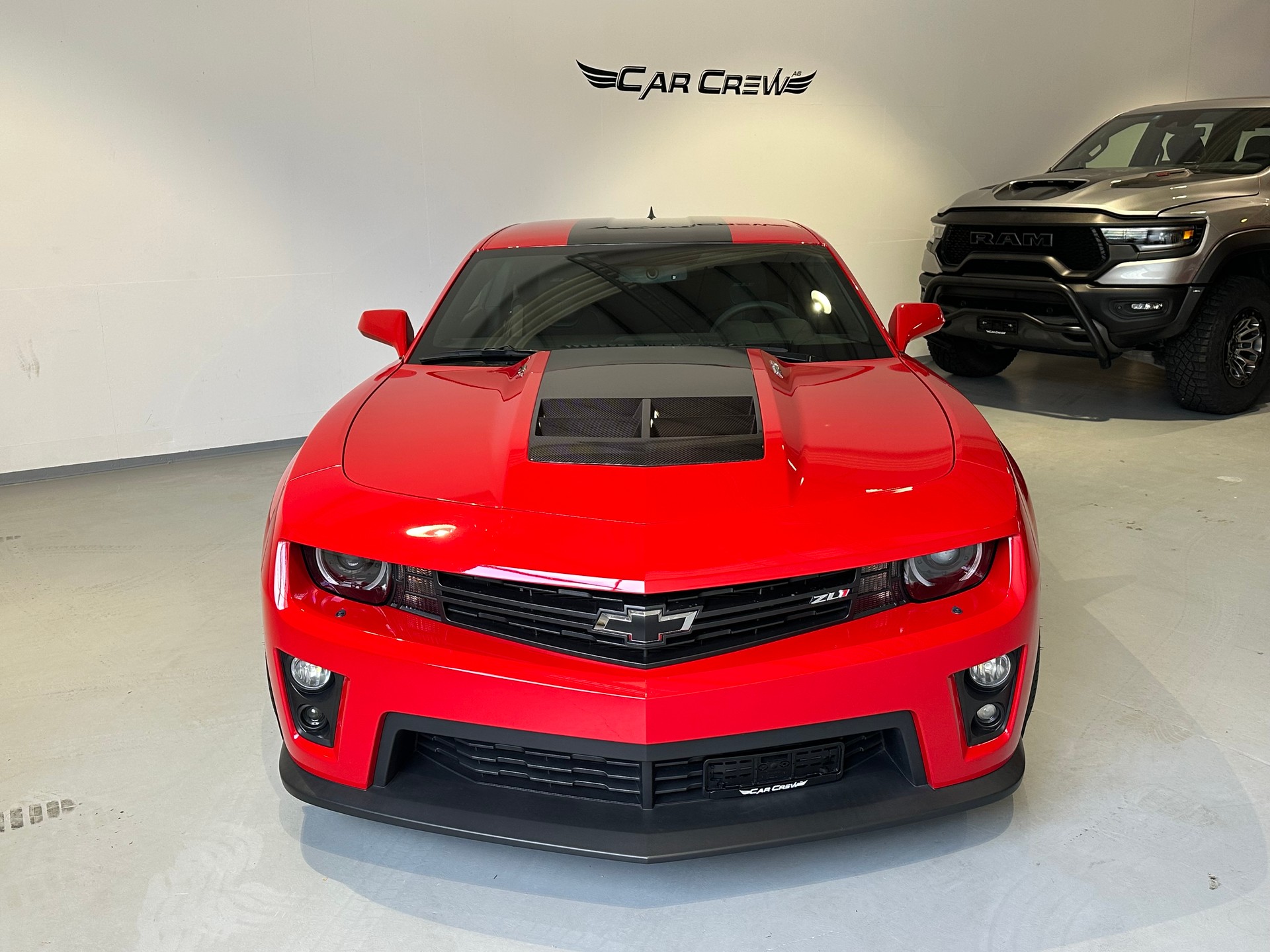 CHEVROLET Camaro ZL1-image-2