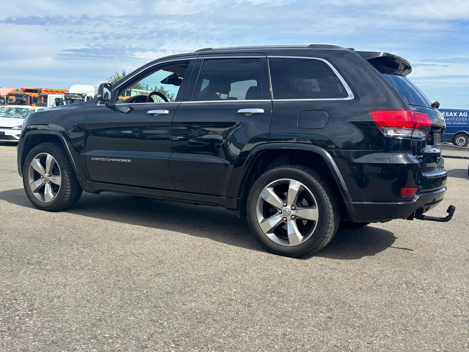 JEEP Grand Cherokee 3.0 CRD Limited Automatic-image-3