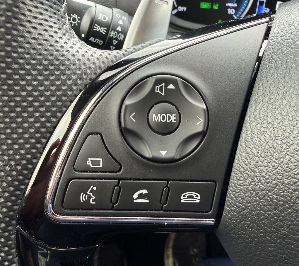 MITSUBISHI Eclipse Cross 2.4 PHEV Blackline 4x4-image-15