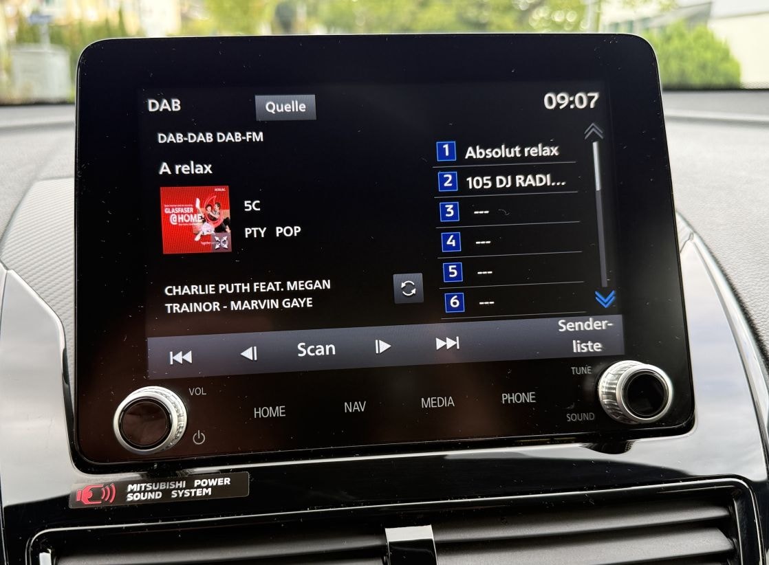 MITSUBISHI Eclipse Cross 2.4 PHEV Blackline 4x4-image-14