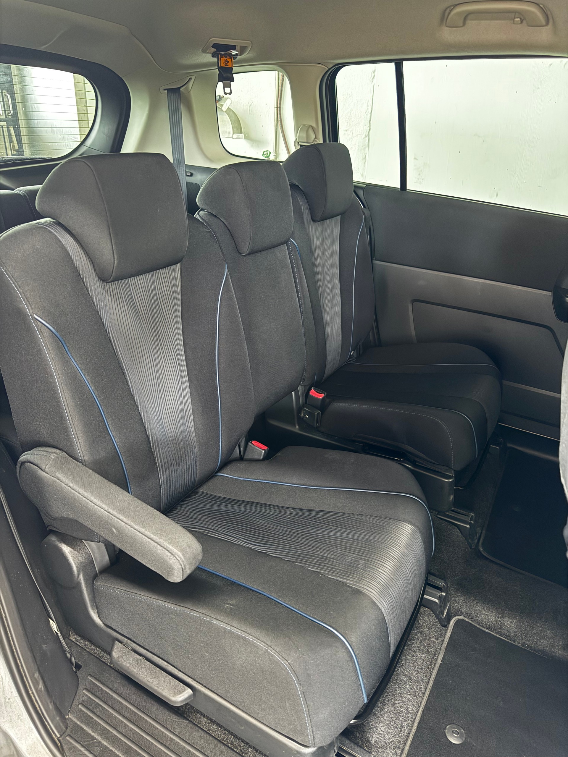 MAZDA 5 2.0 16V Exclusive-image-19