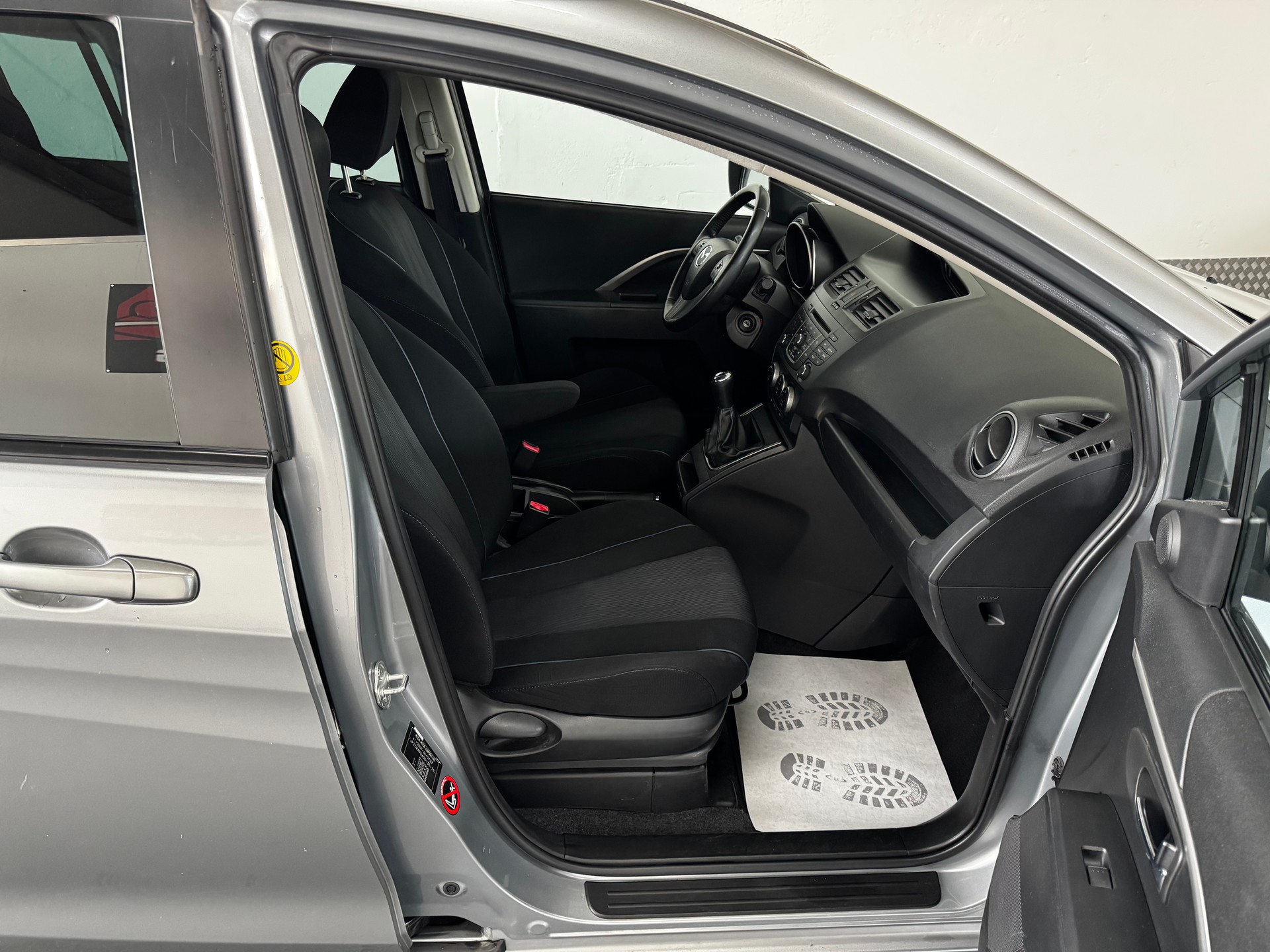MAZDA 5 2.0 16V Exclusive-image-16