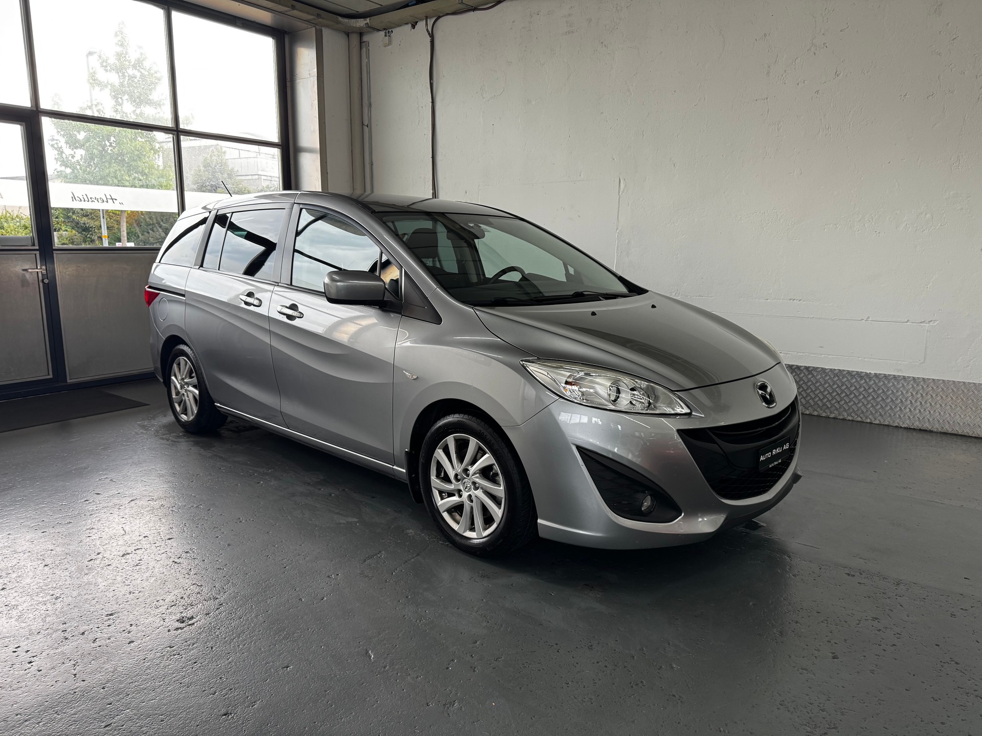 MAZDA 5 2.0 16V Exclusive-image-1