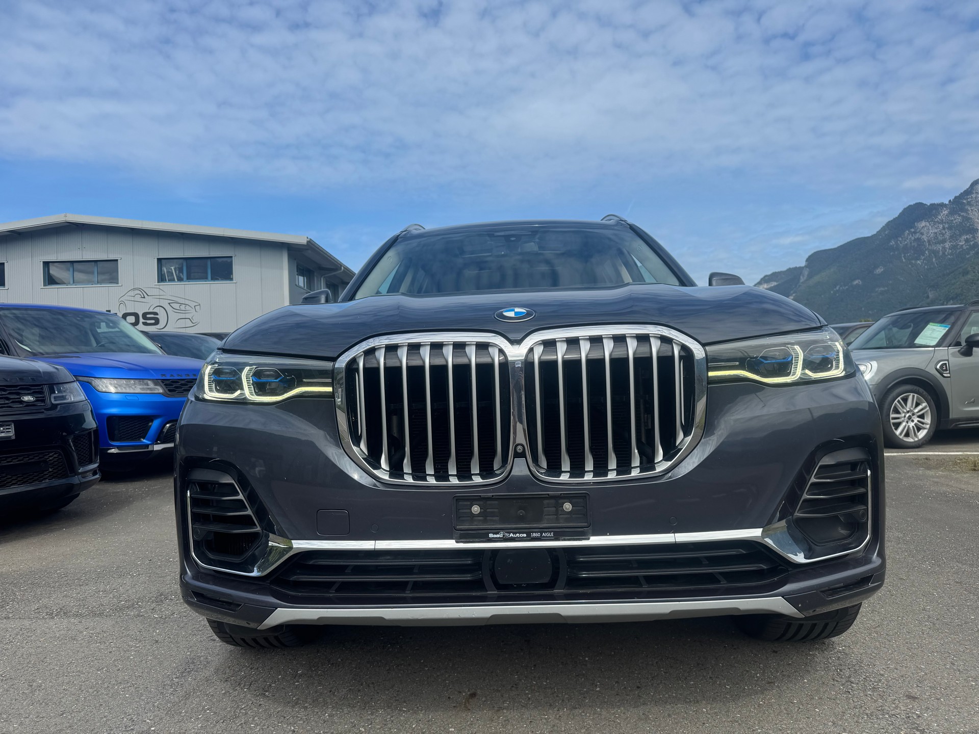 BMW X7 xDrive 48V 40d Steptronic-image-2