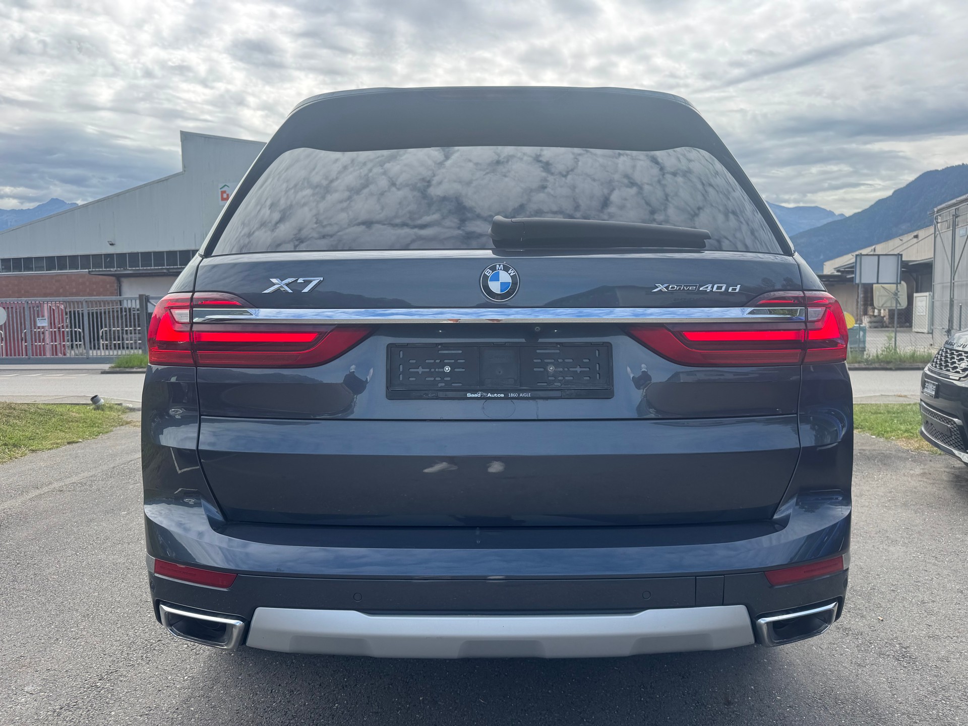 BMW X7 xDrive 48V 40d Steptronic-image-6