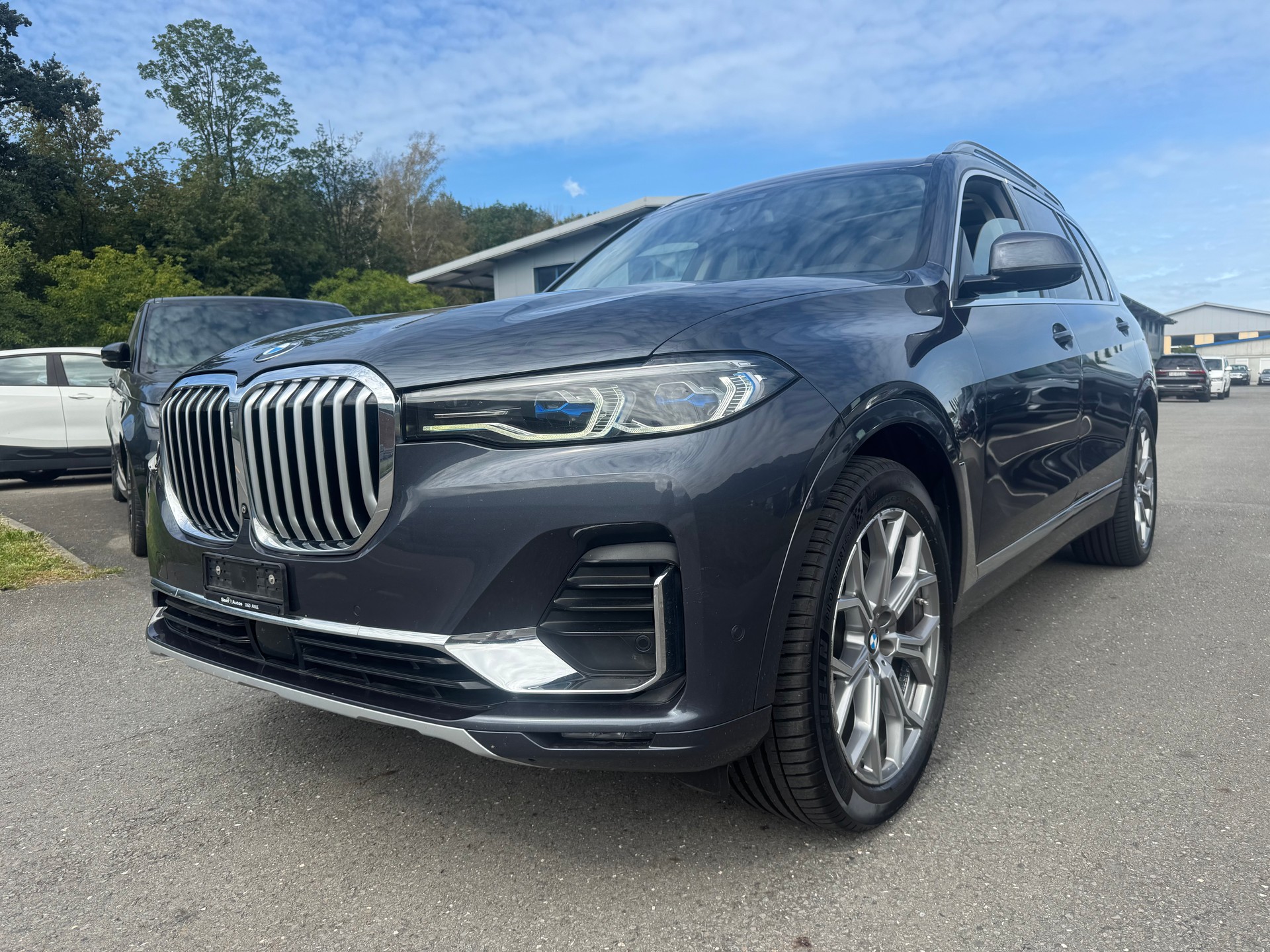 BMW X7 xDrive 48V 40d Steptronic-image-1