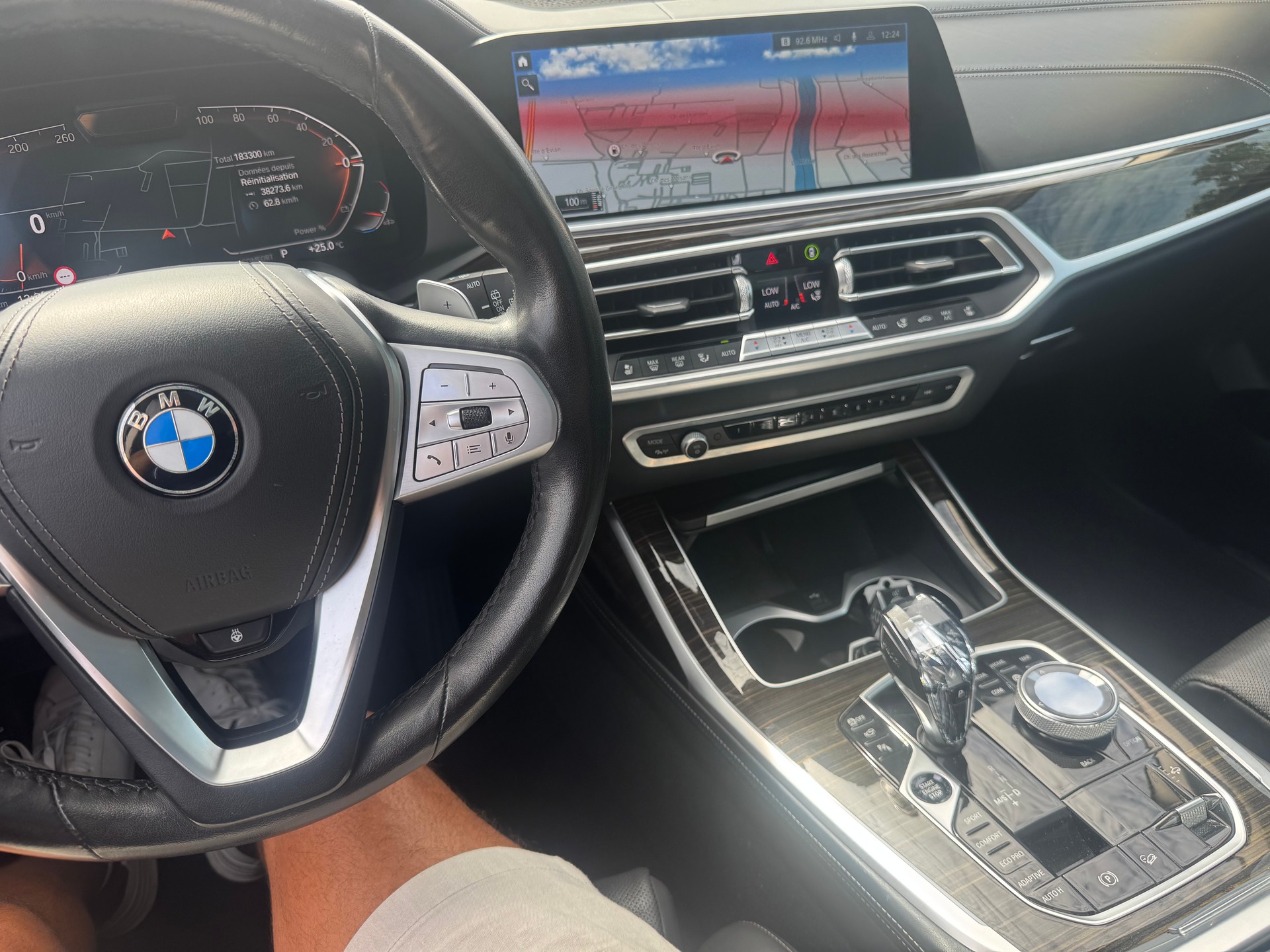 BMW X7 xDrive 48V 40d Steptronic-image-24