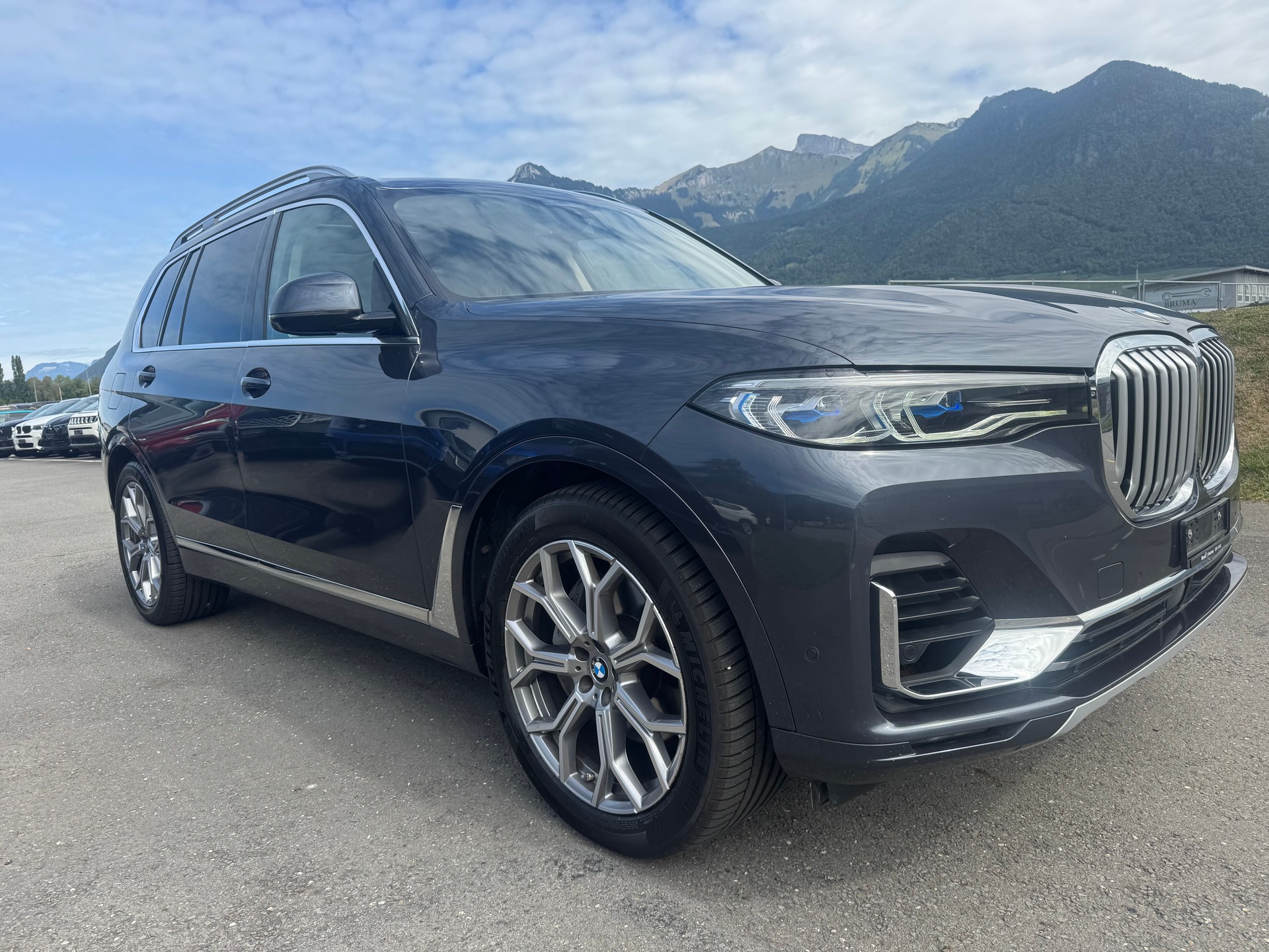 BMW X7 xDrive 48V 40d Steptronic-image-3