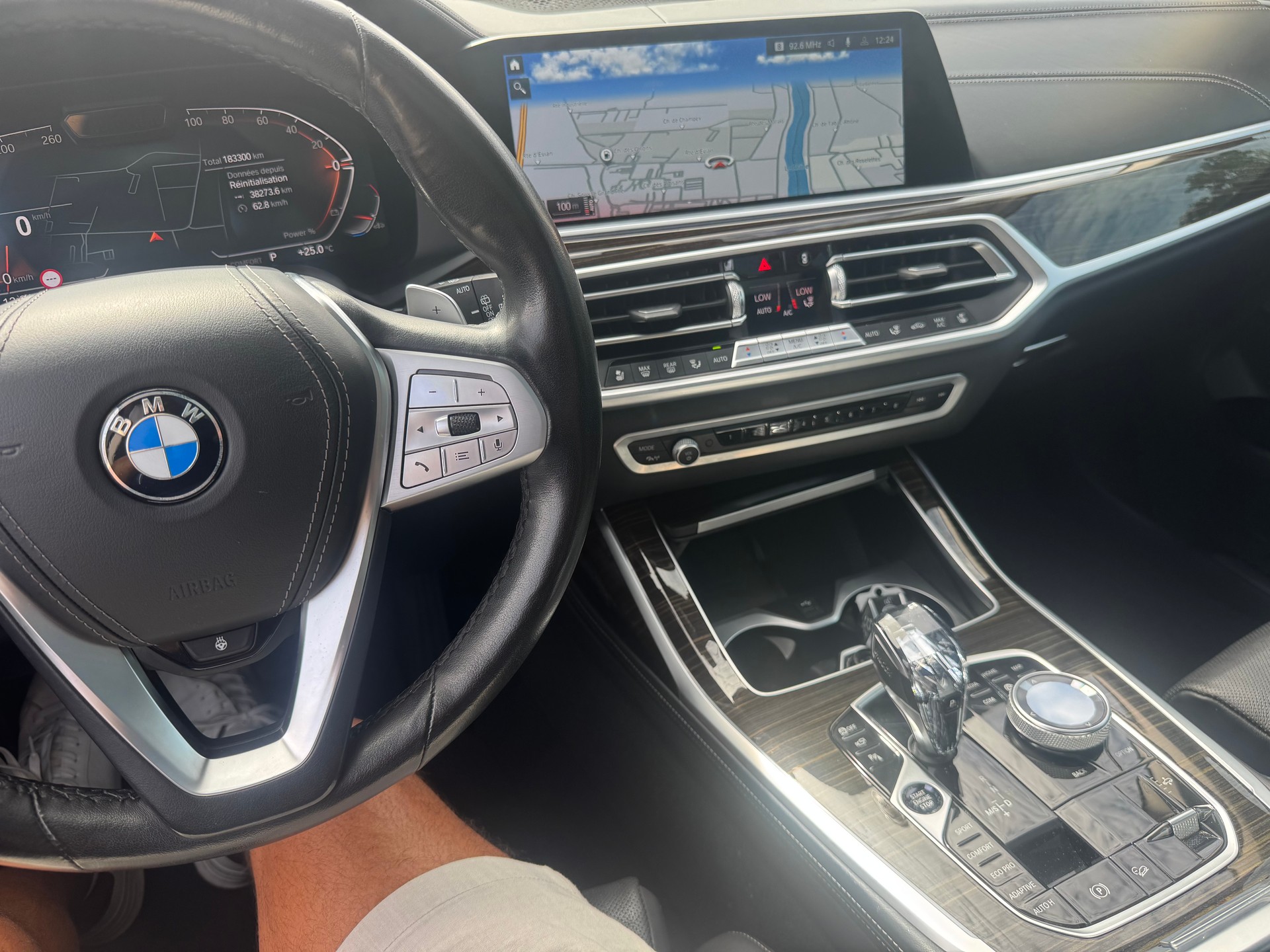 BMW X7 xDrive 48V 40d Steptronic-image-25