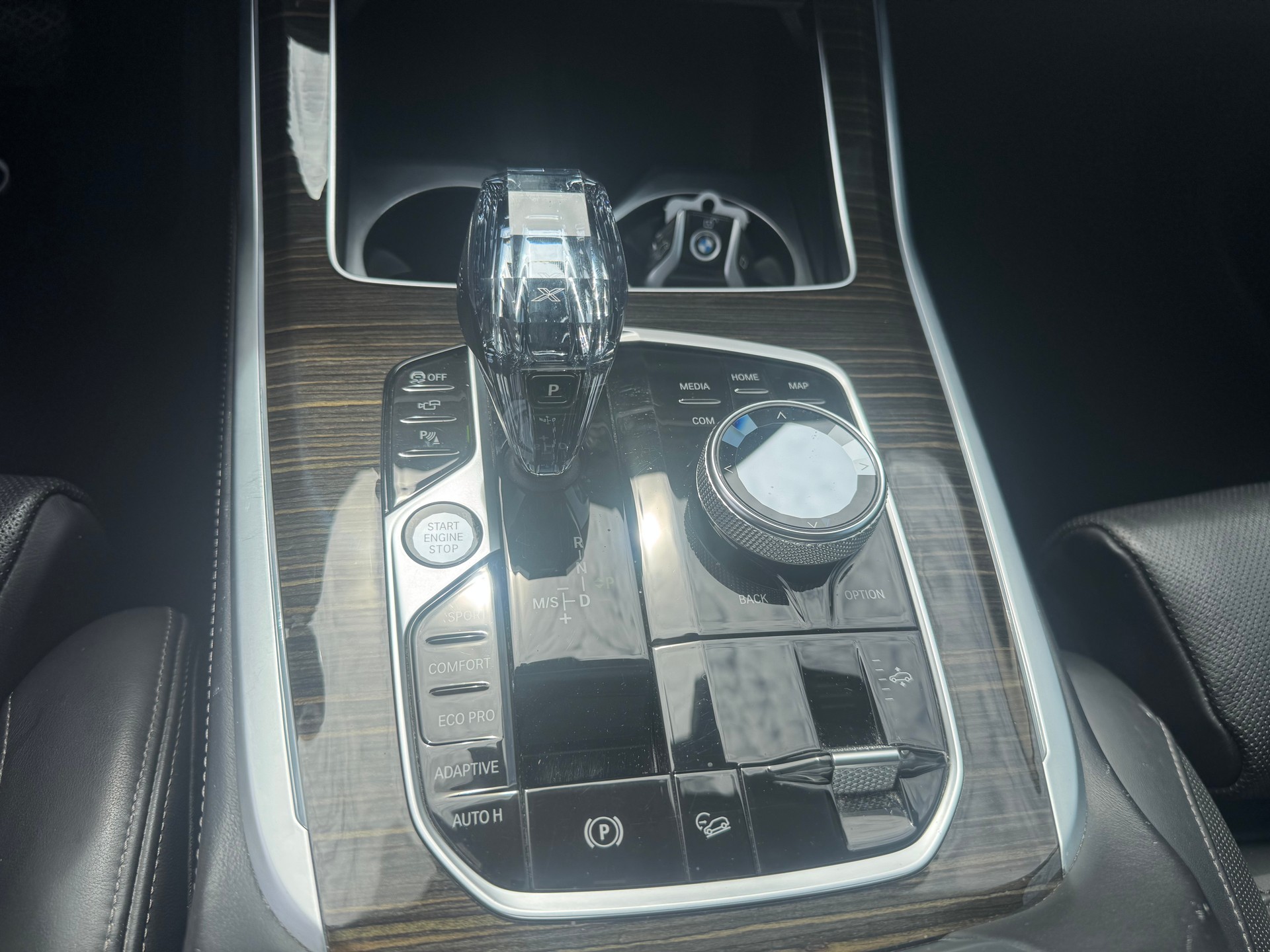 BMW X7 xDrive 48V 40d Steptronic-image-28