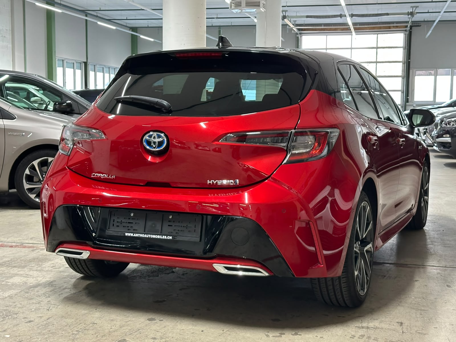 TOYOTA Corolla 2.0 HSD Style e-CVT-image-3