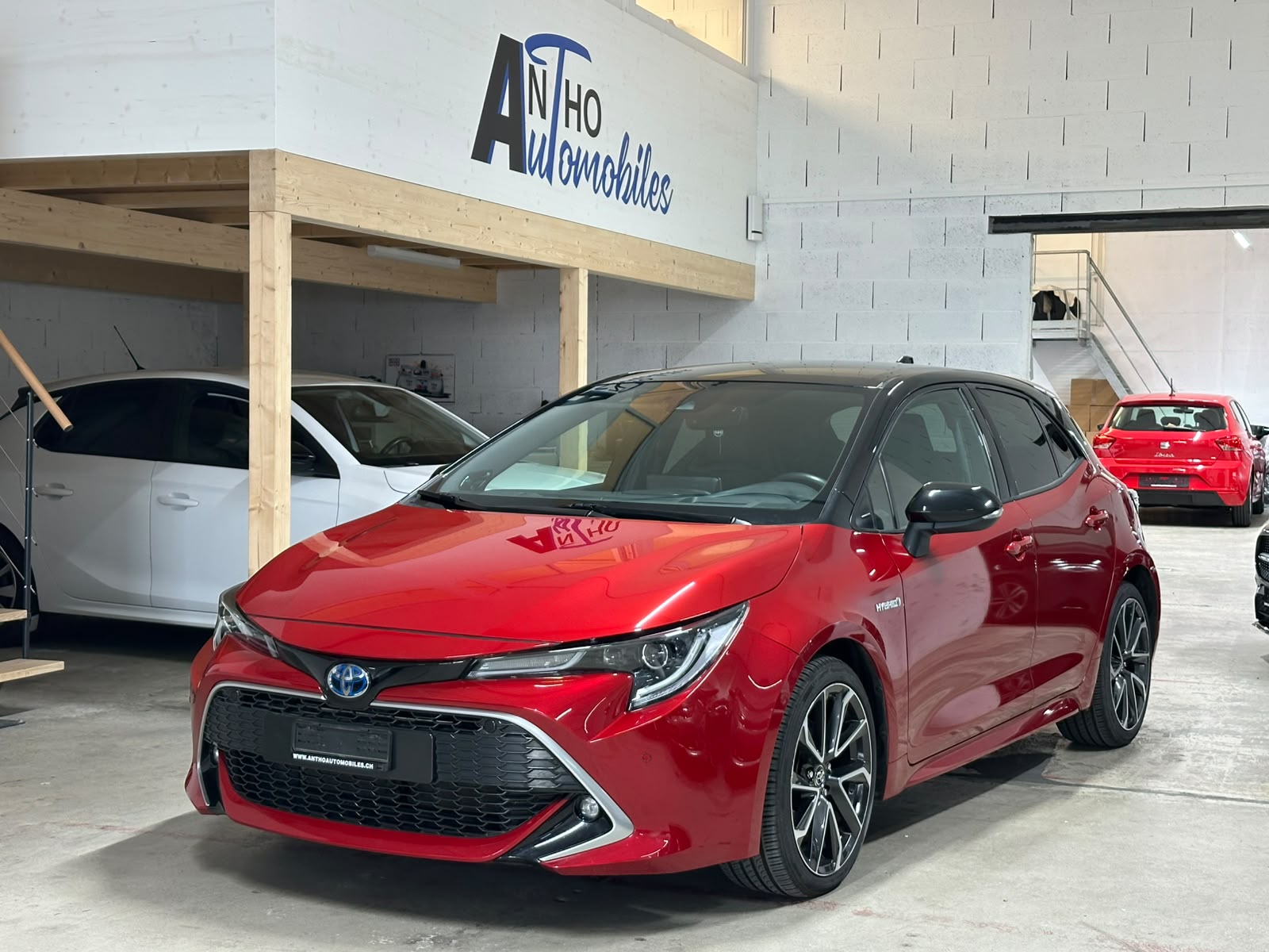 TOYOTA Corolla 2.0 HSD Style e-CVT-image-0