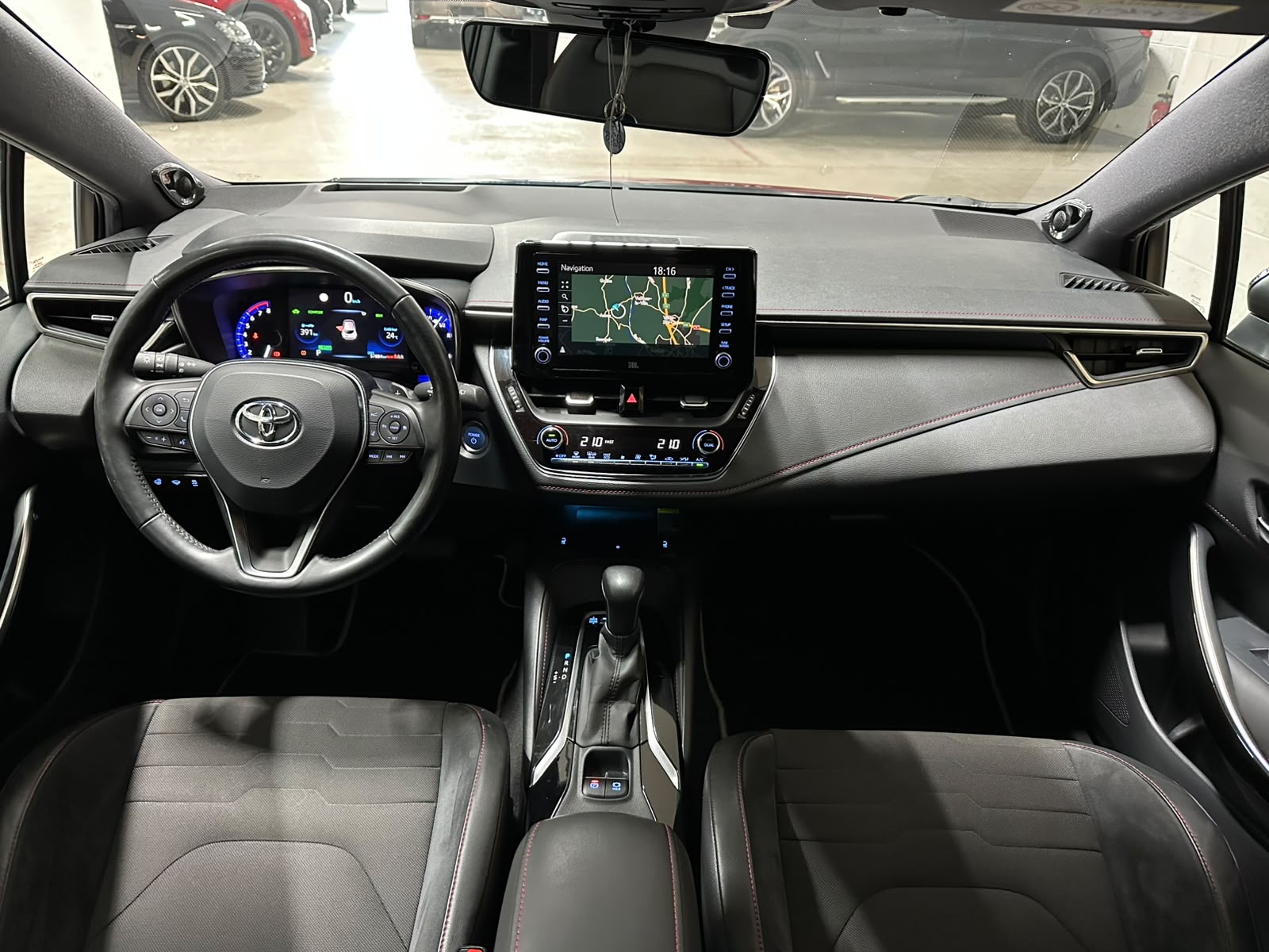 TOYOTA Corolla 2.0 HSD Style e-CVT-image-9