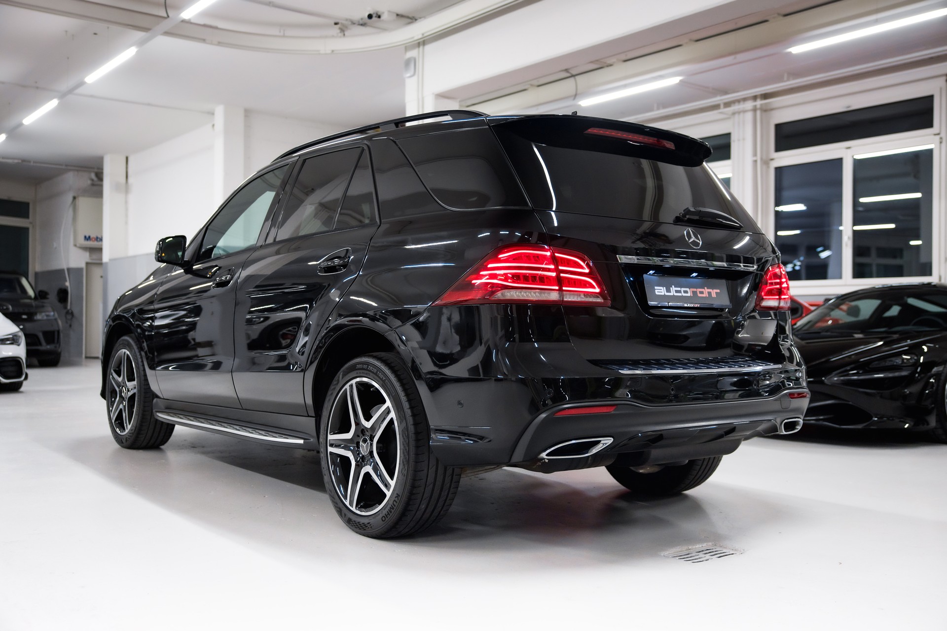 MERCEDES-BENZ GLE 350 d 4Matic 9G-Tronic AMG Line-image-6