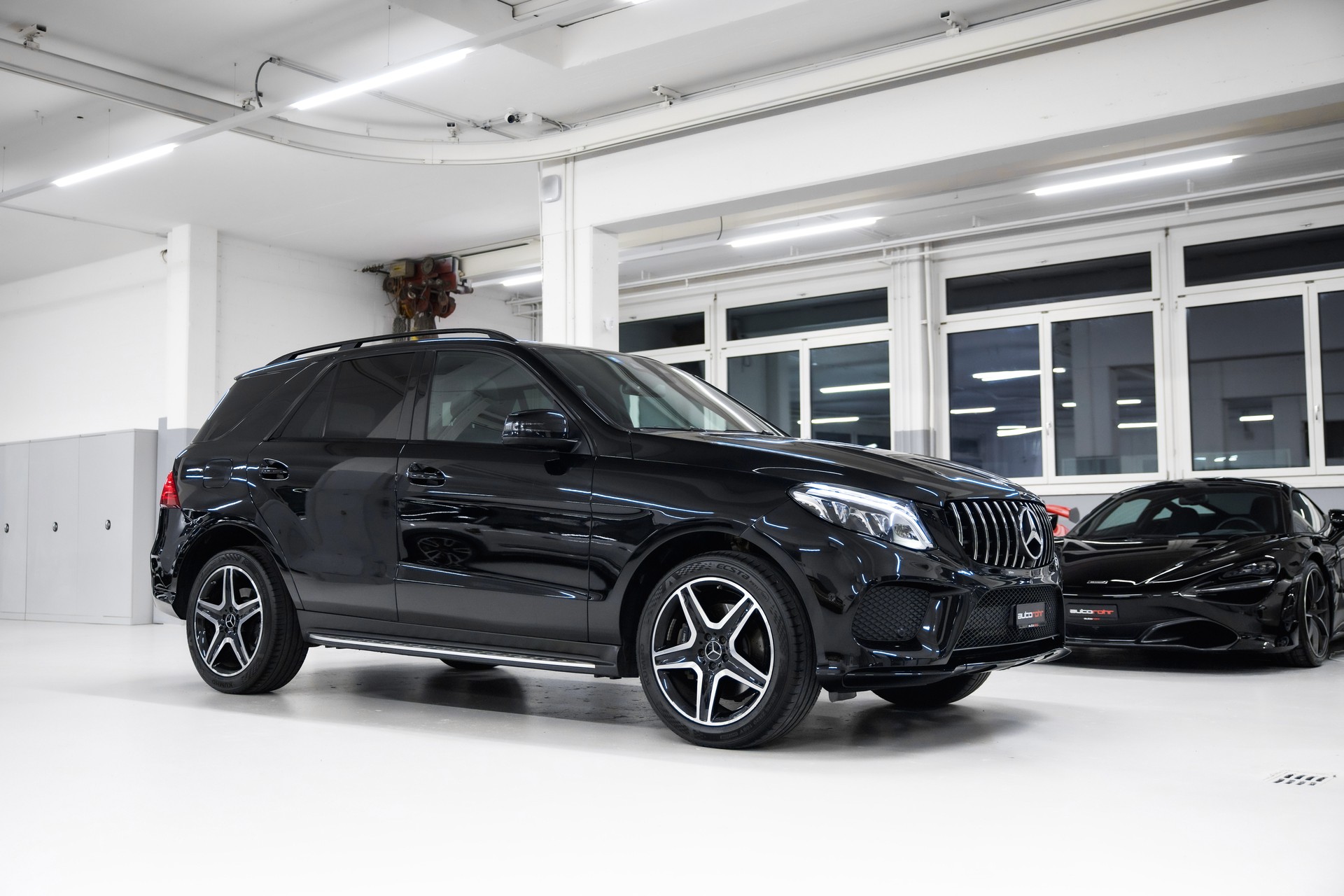 MERCEDES-BENZ GLE 350 d 4Matic 9G-Tronic AMG Line-image-0